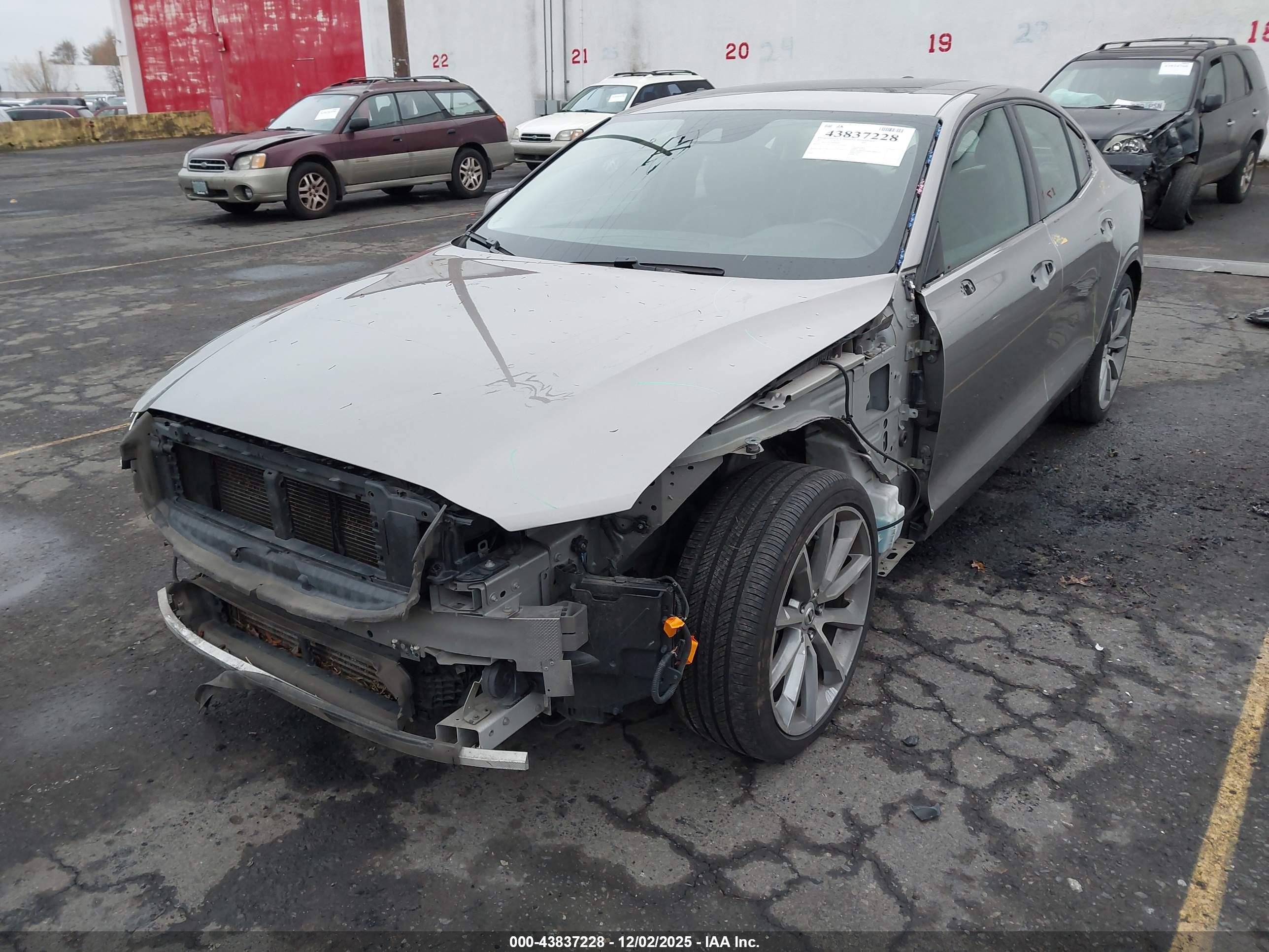 VOLVO S60 image 6