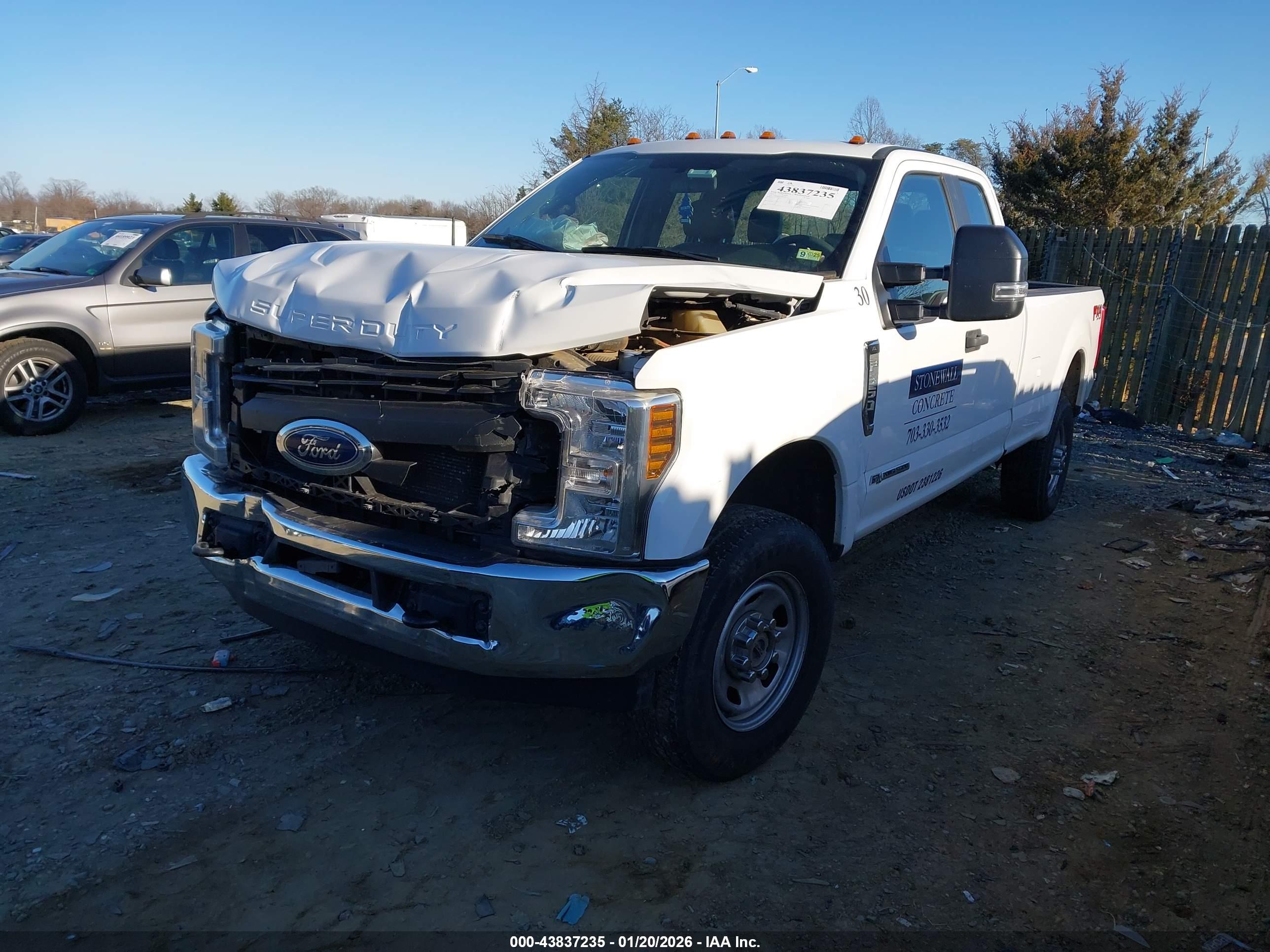 FORD F-350 image 2