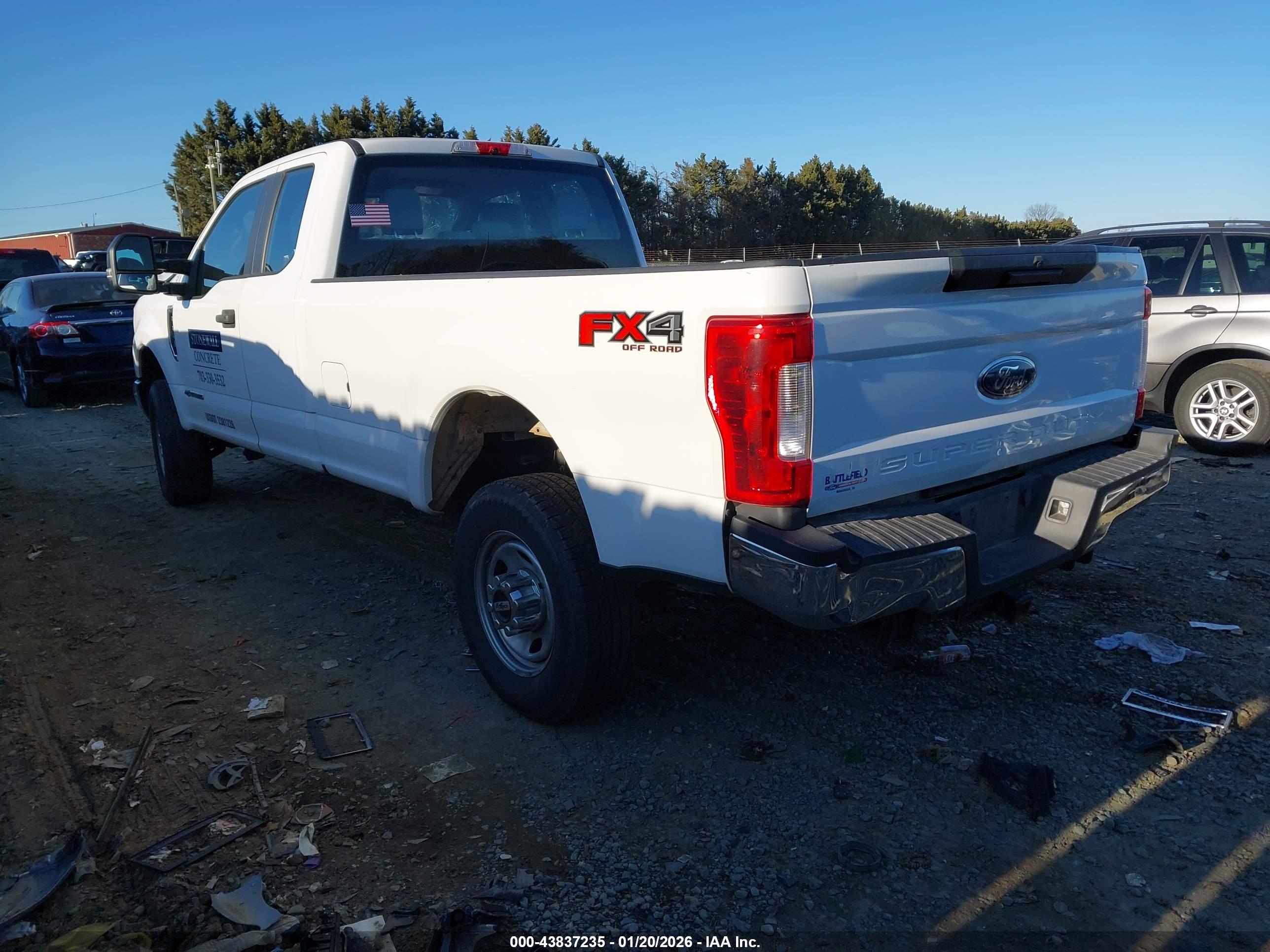 FORD F-350 image 3