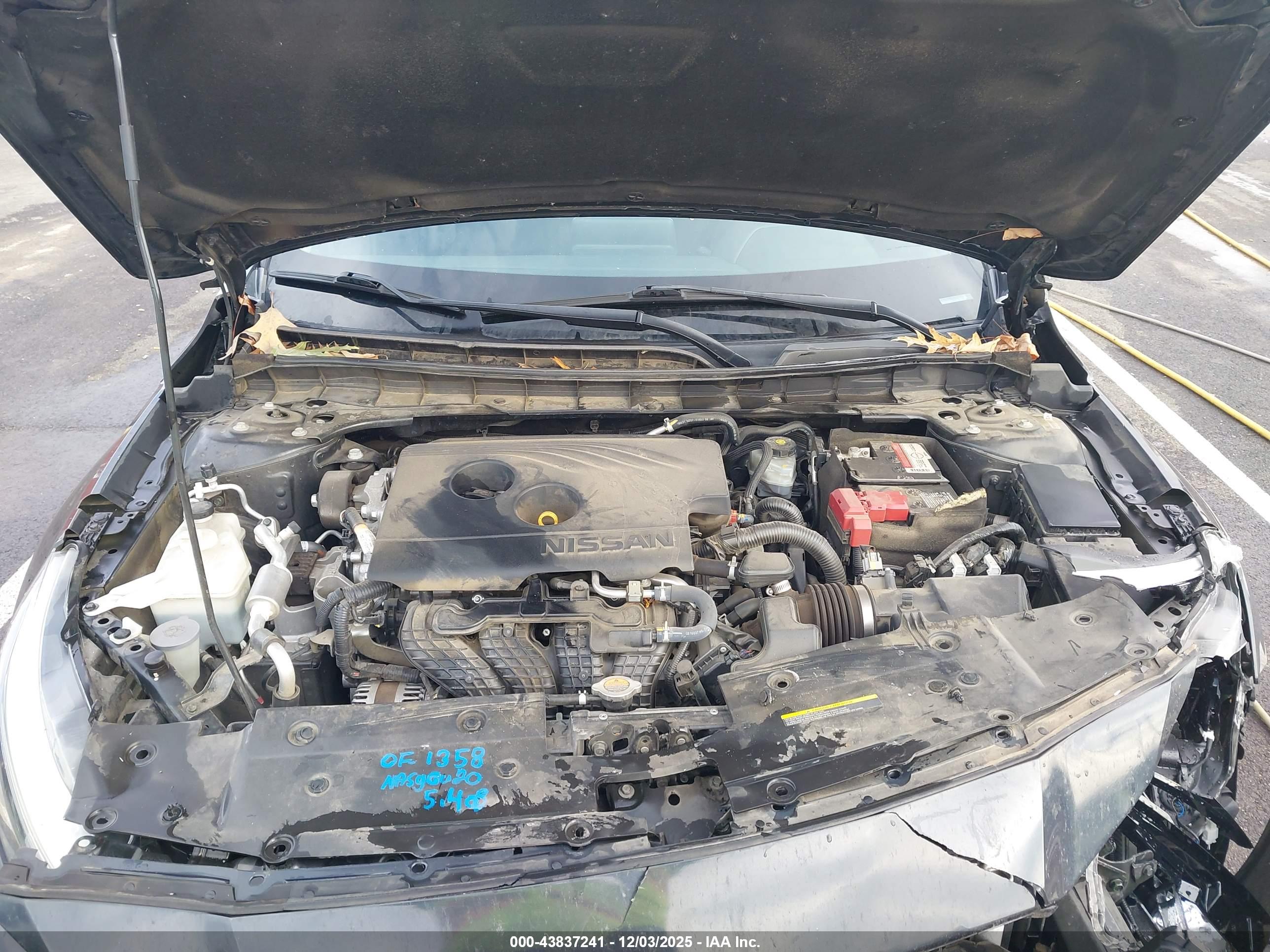 NISSAN ALTIMA image 10
