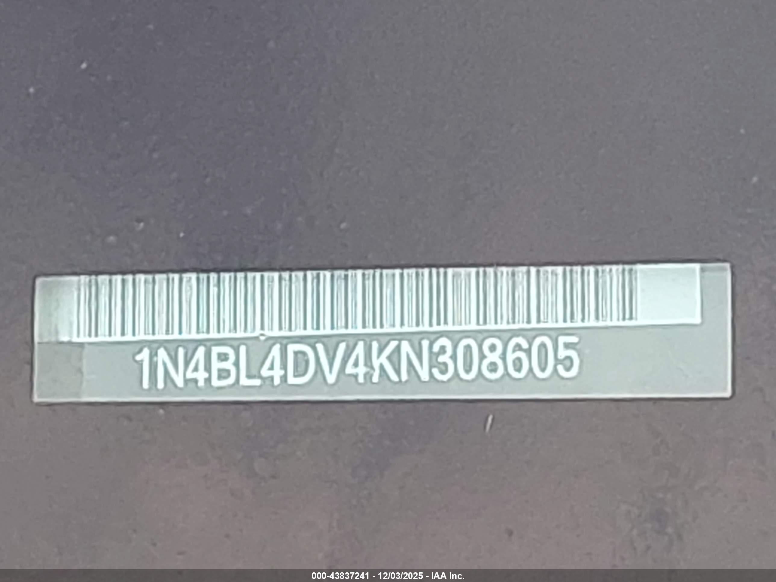 NISSAN ALTIMA image 9