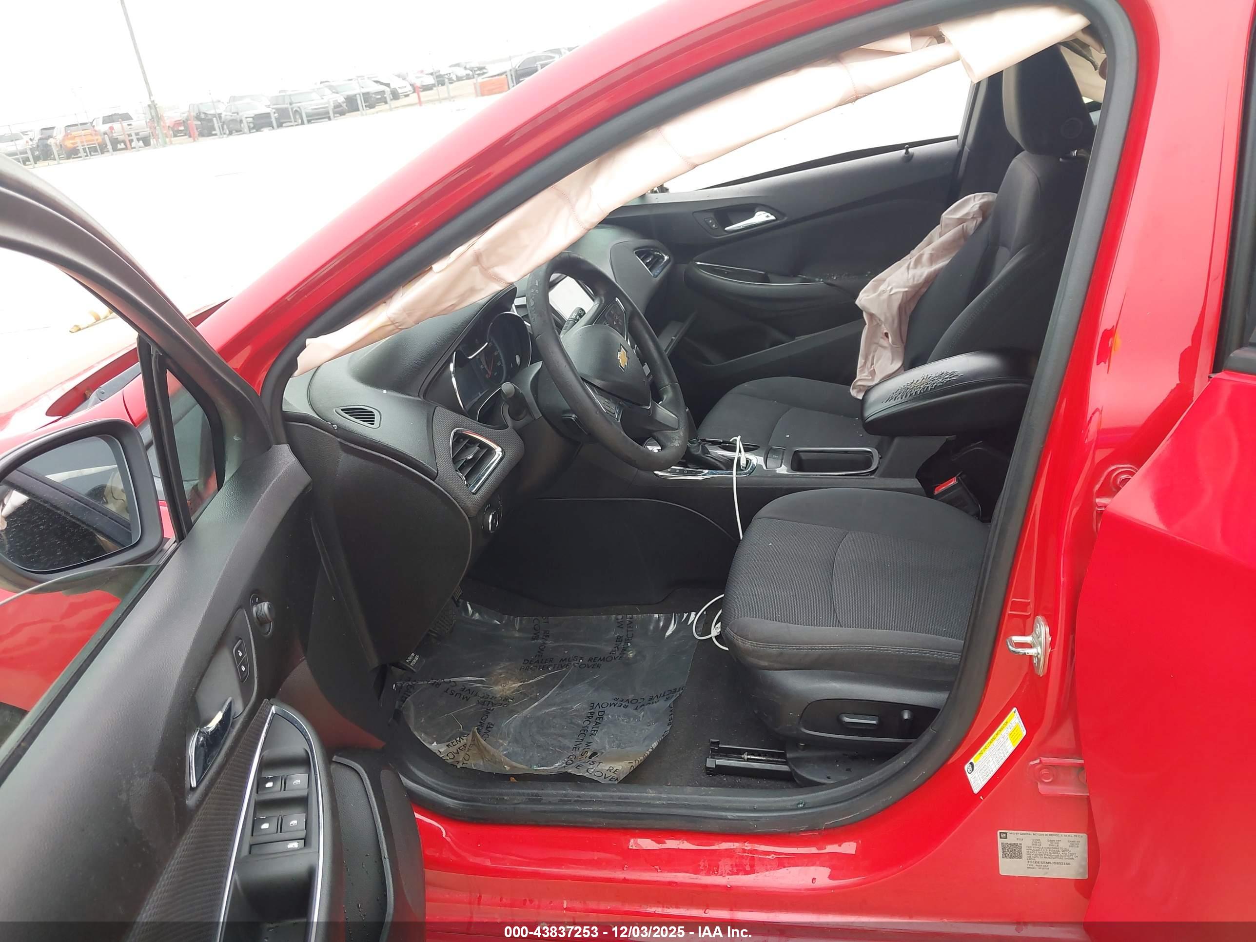 CHEVROLET CRUZE image 5