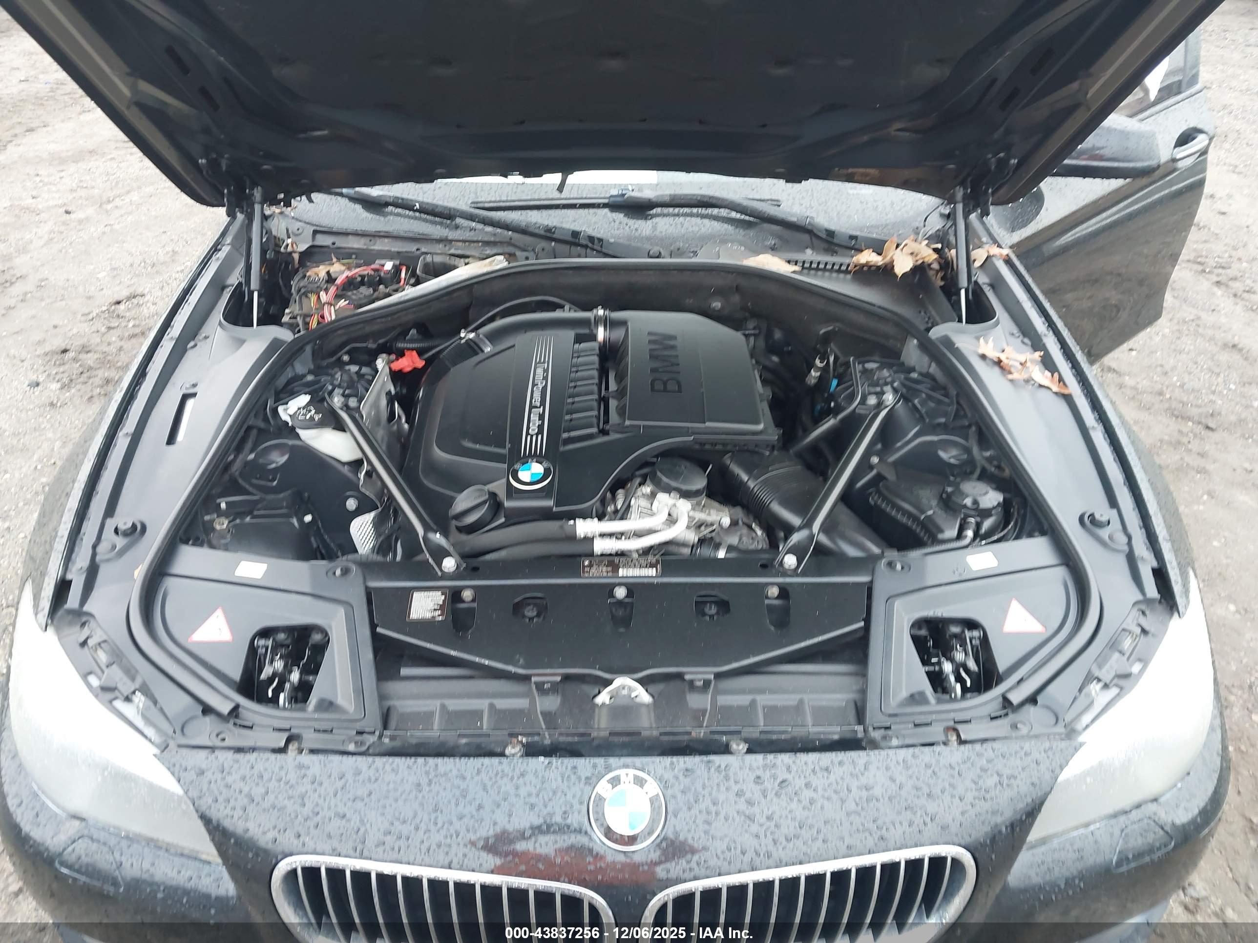 BMW 535I image 10
