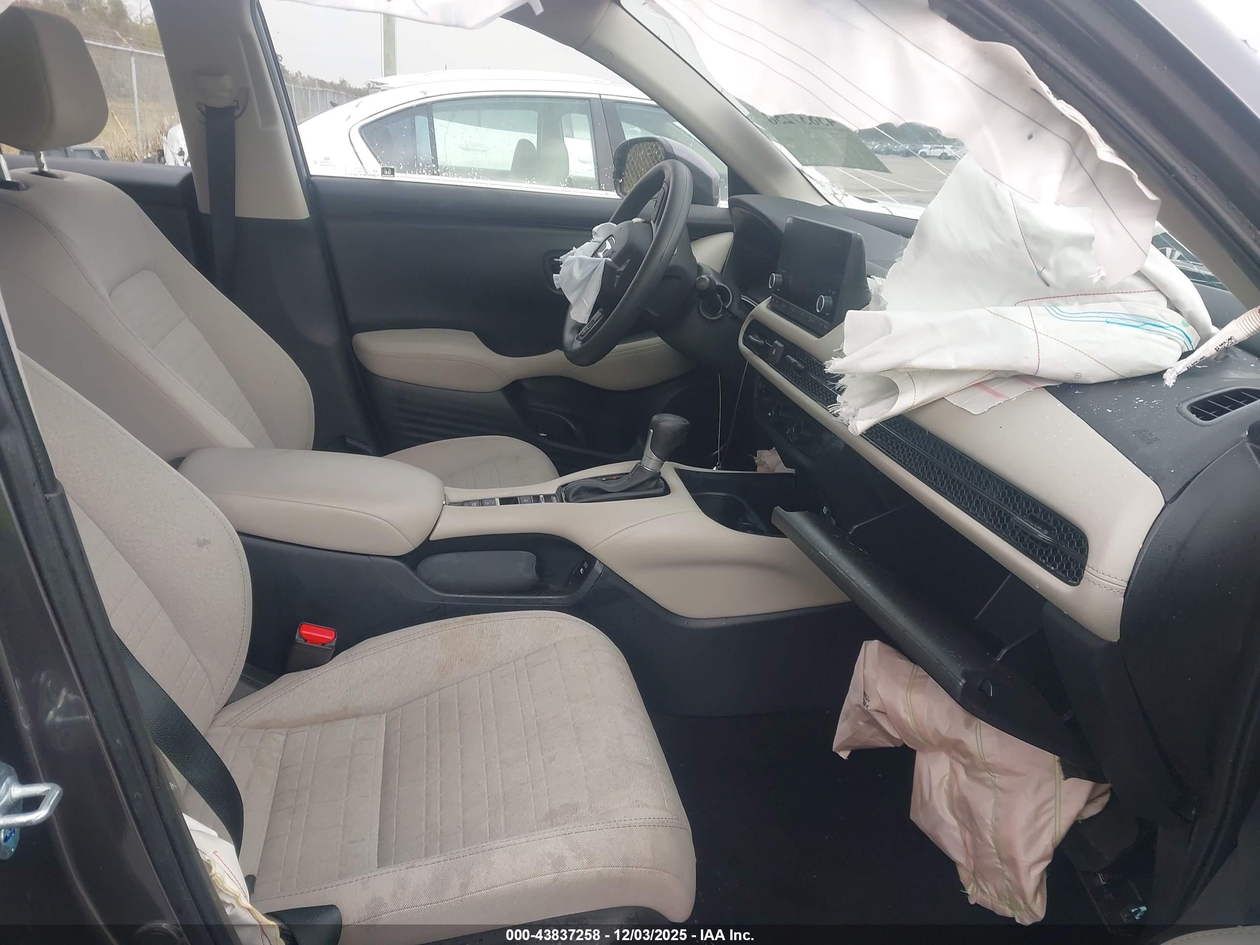 HONDA HR-V image 5