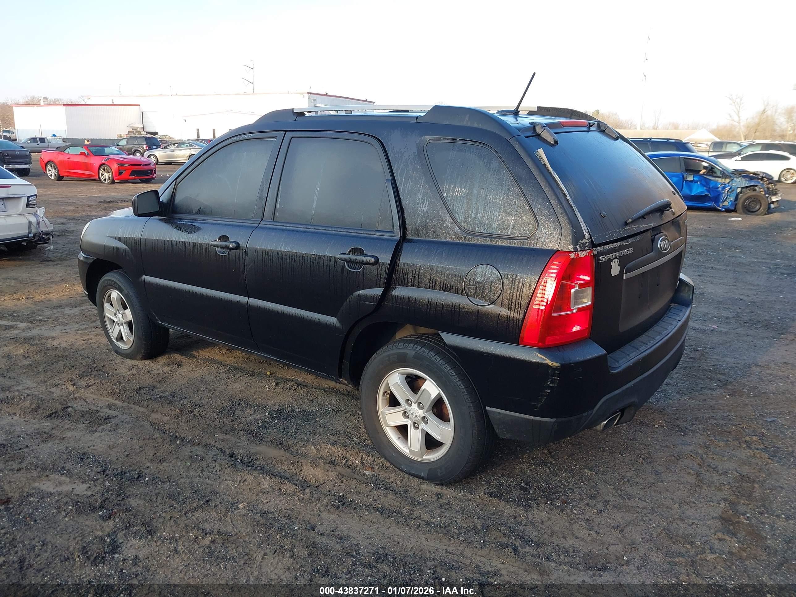 KIA SPORTAGE image 3
