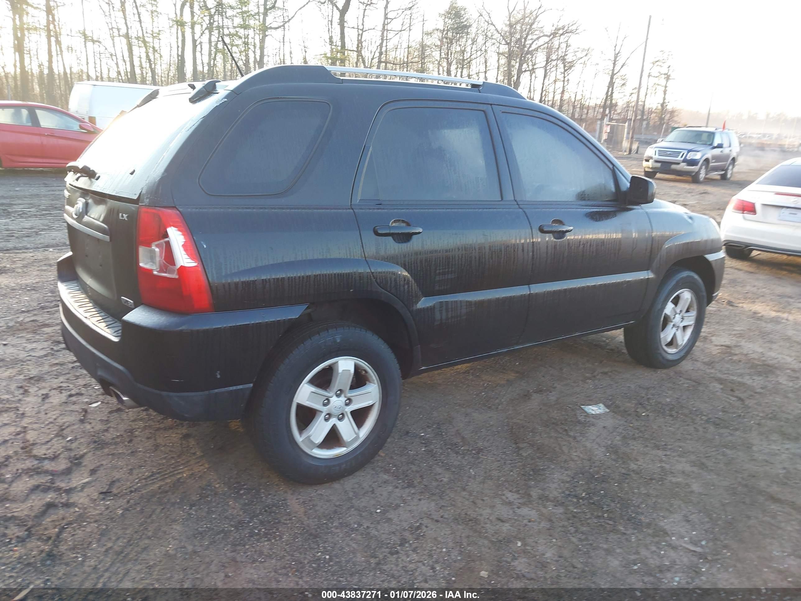 KIA SPORTAGE image 4