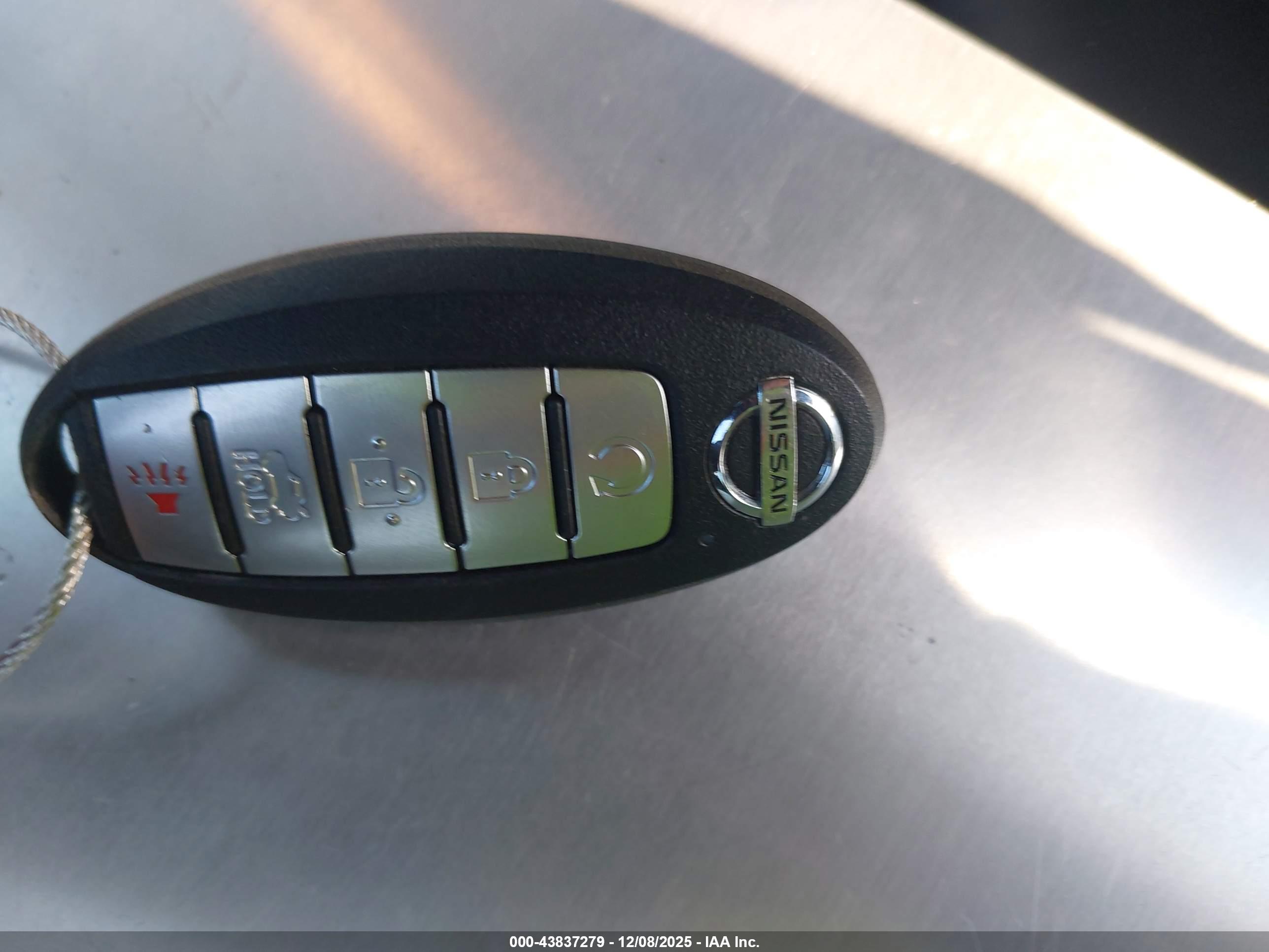 NISSAN ALTIMA image 11