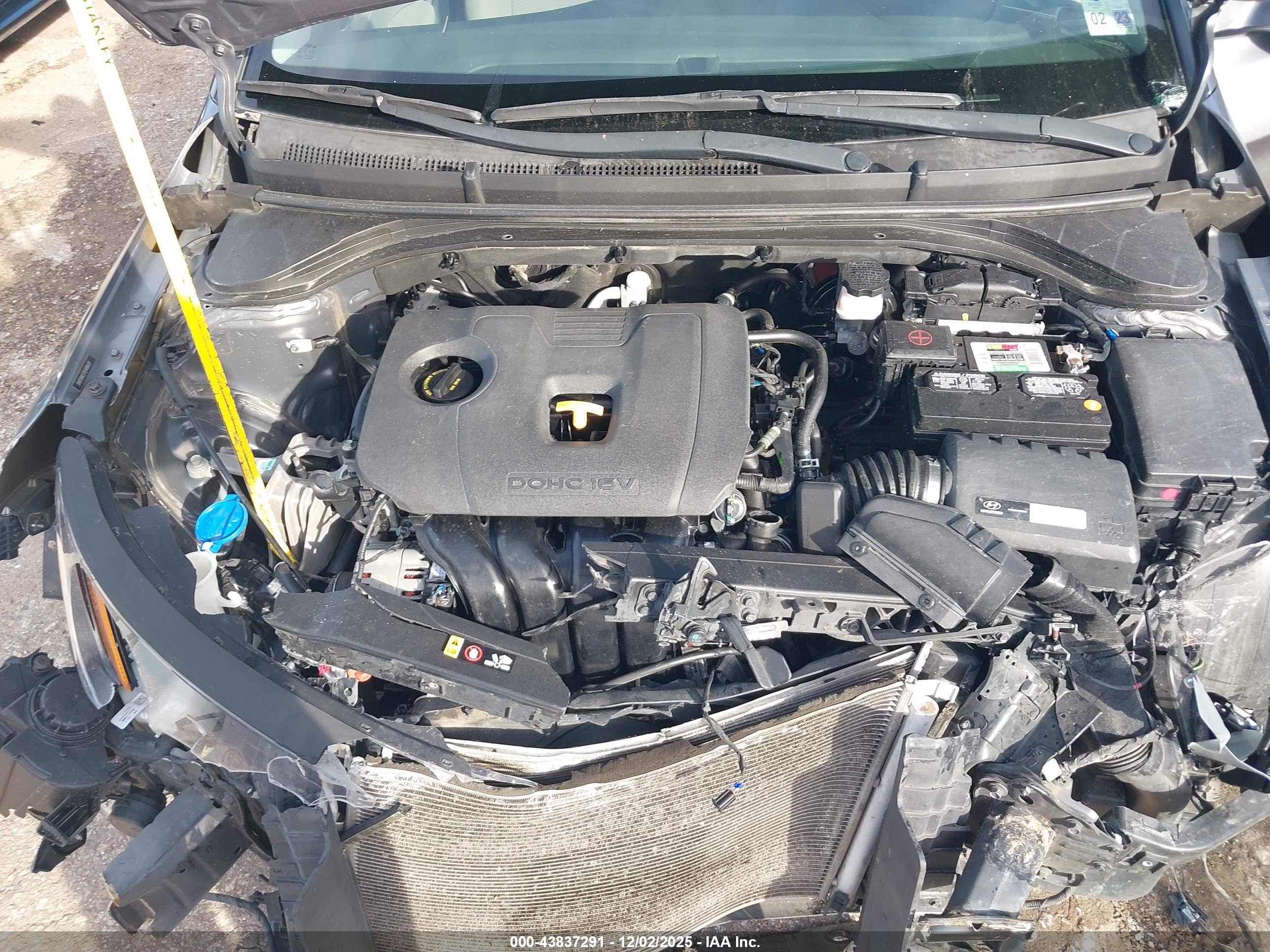 HYUNDAI ELANTRA image 10