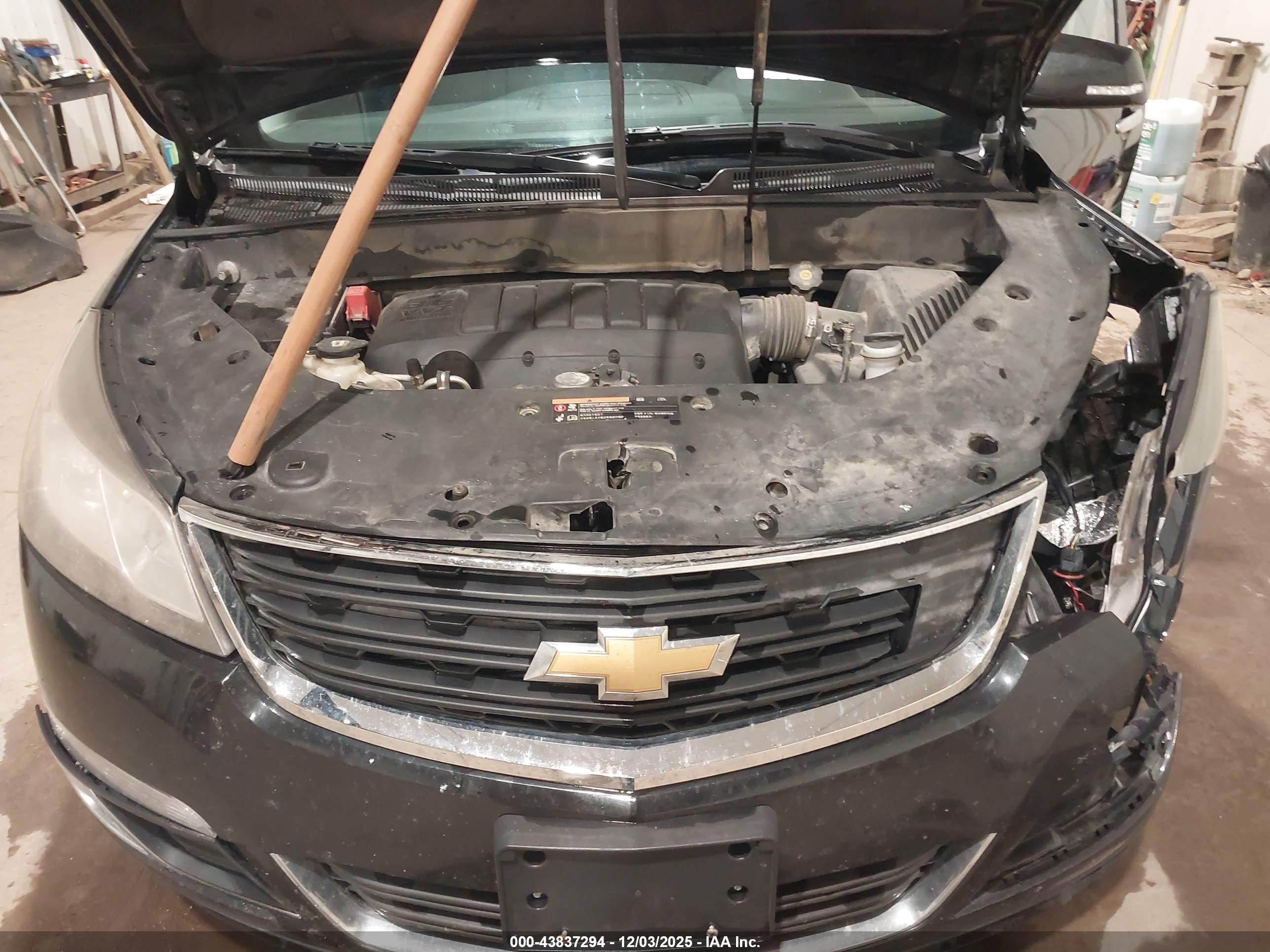 CHEVROLET TRAVERSE image 10