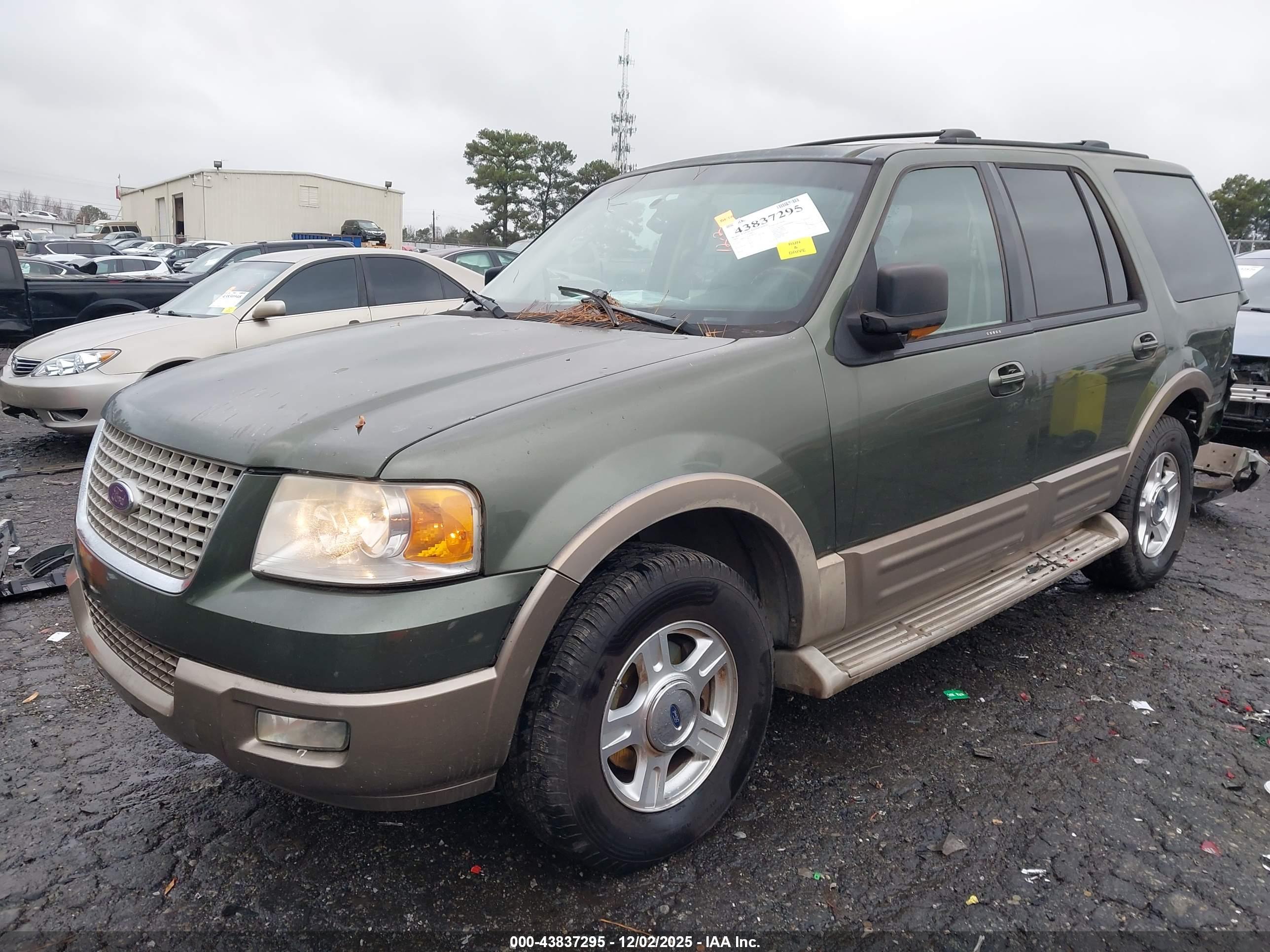 FORD EXPEDITION image 2