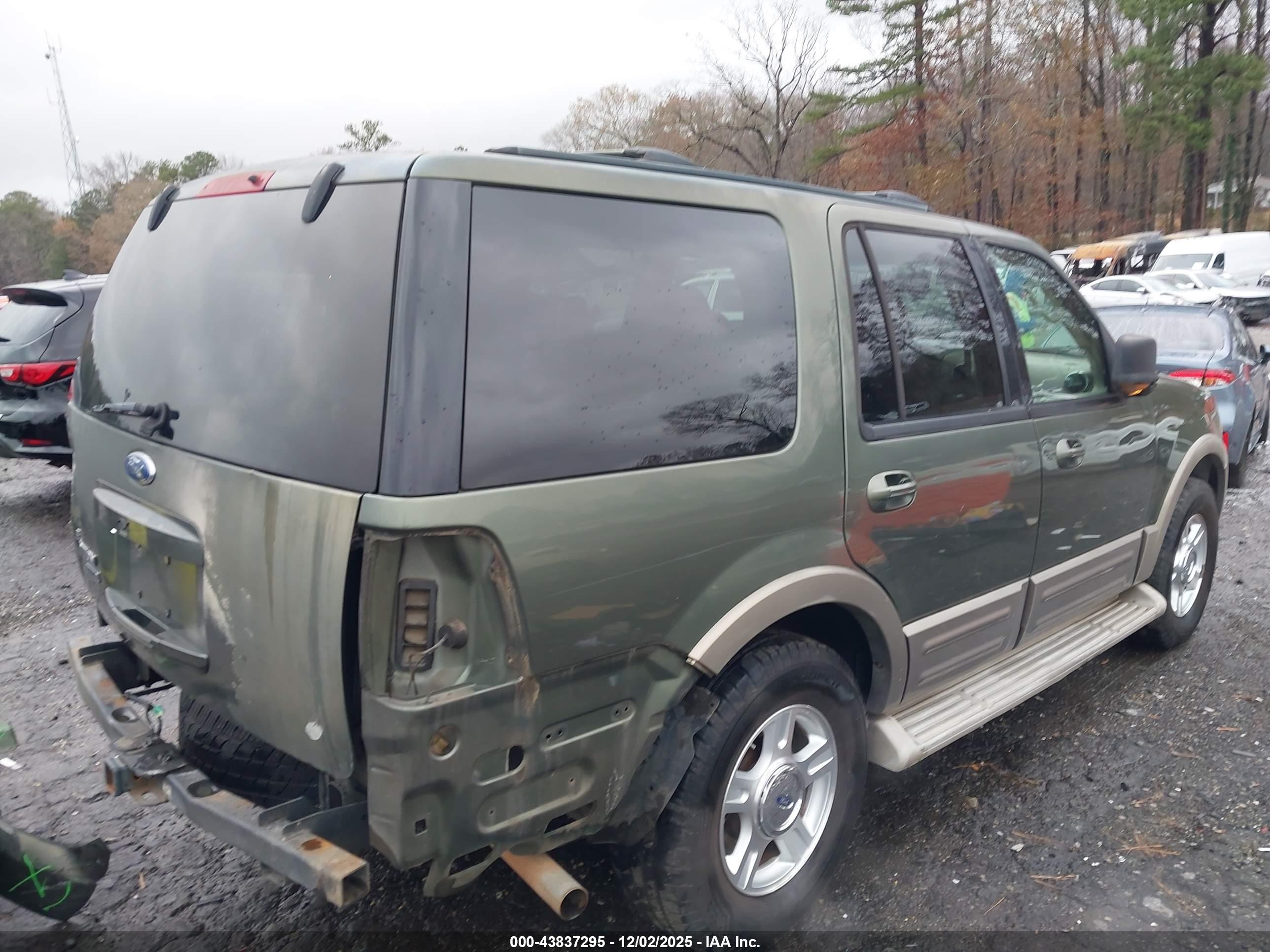 FORD EXPEDITION image 4