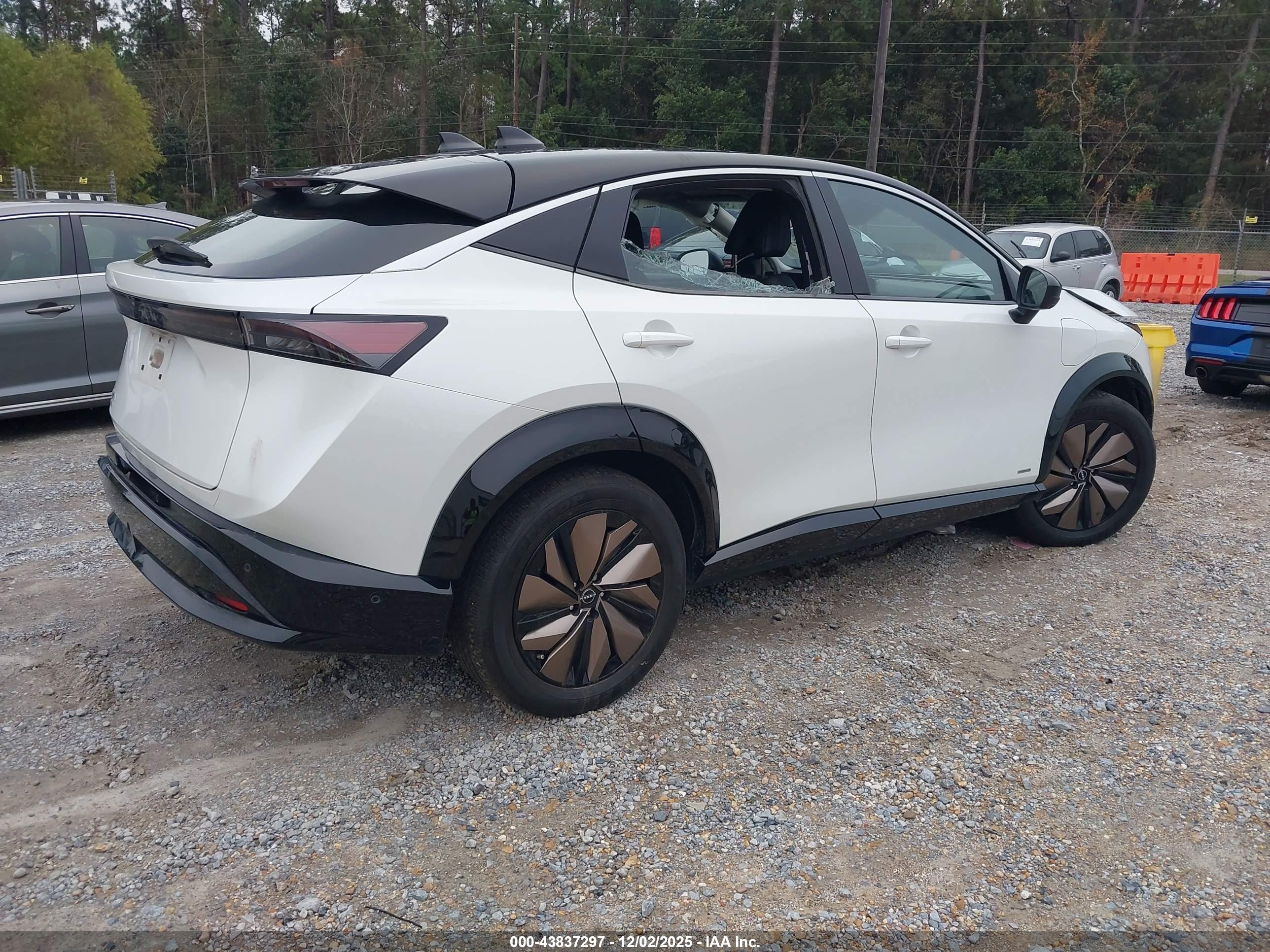 NISSAN ARYIA image 4