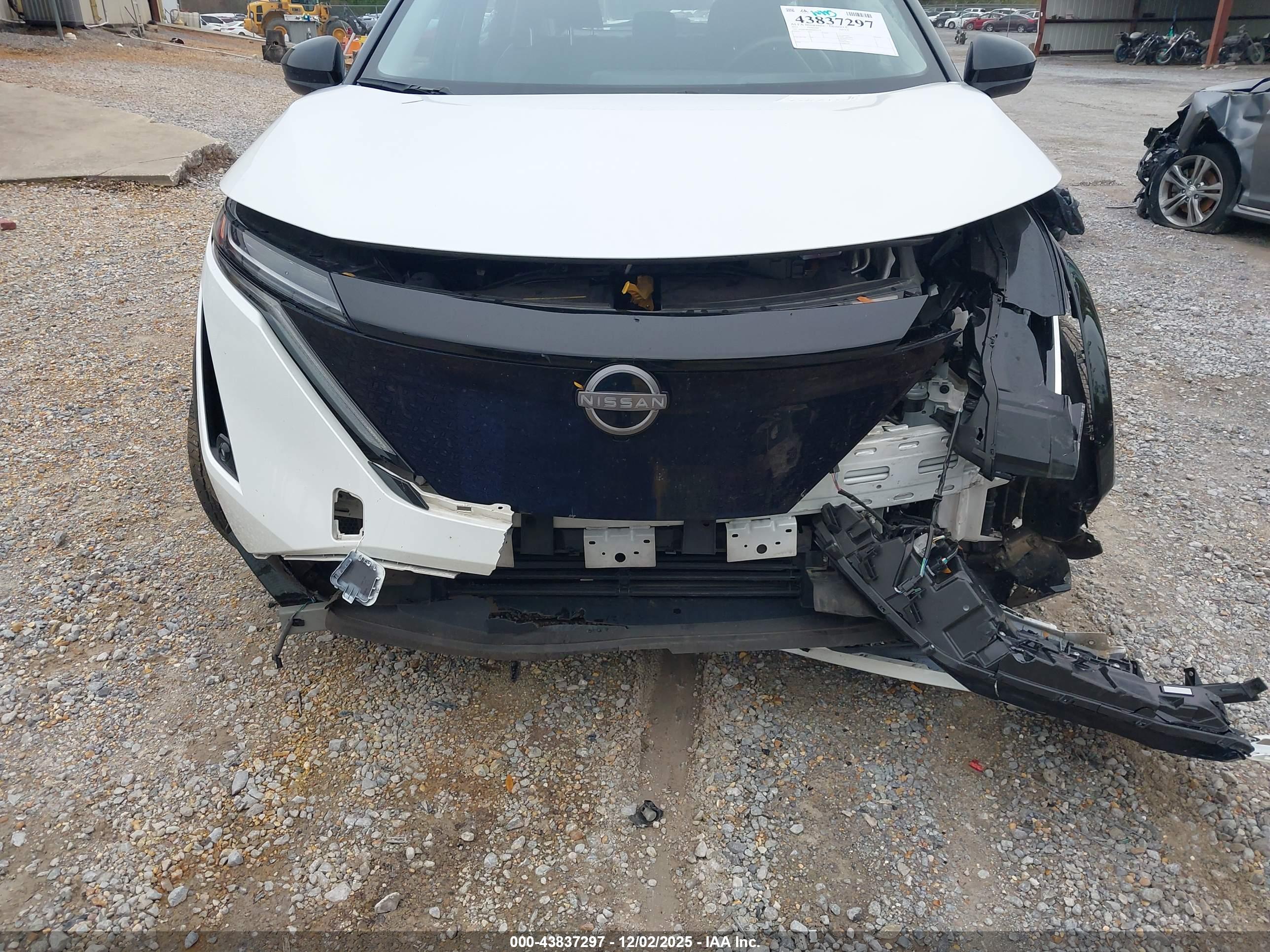 NISSAN ARYIA image 6