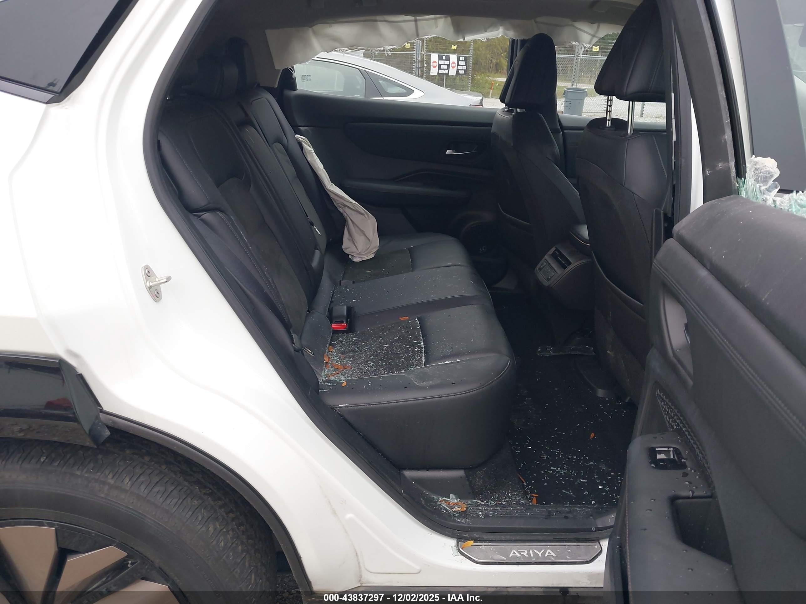 NISSAN ARYIA image 8