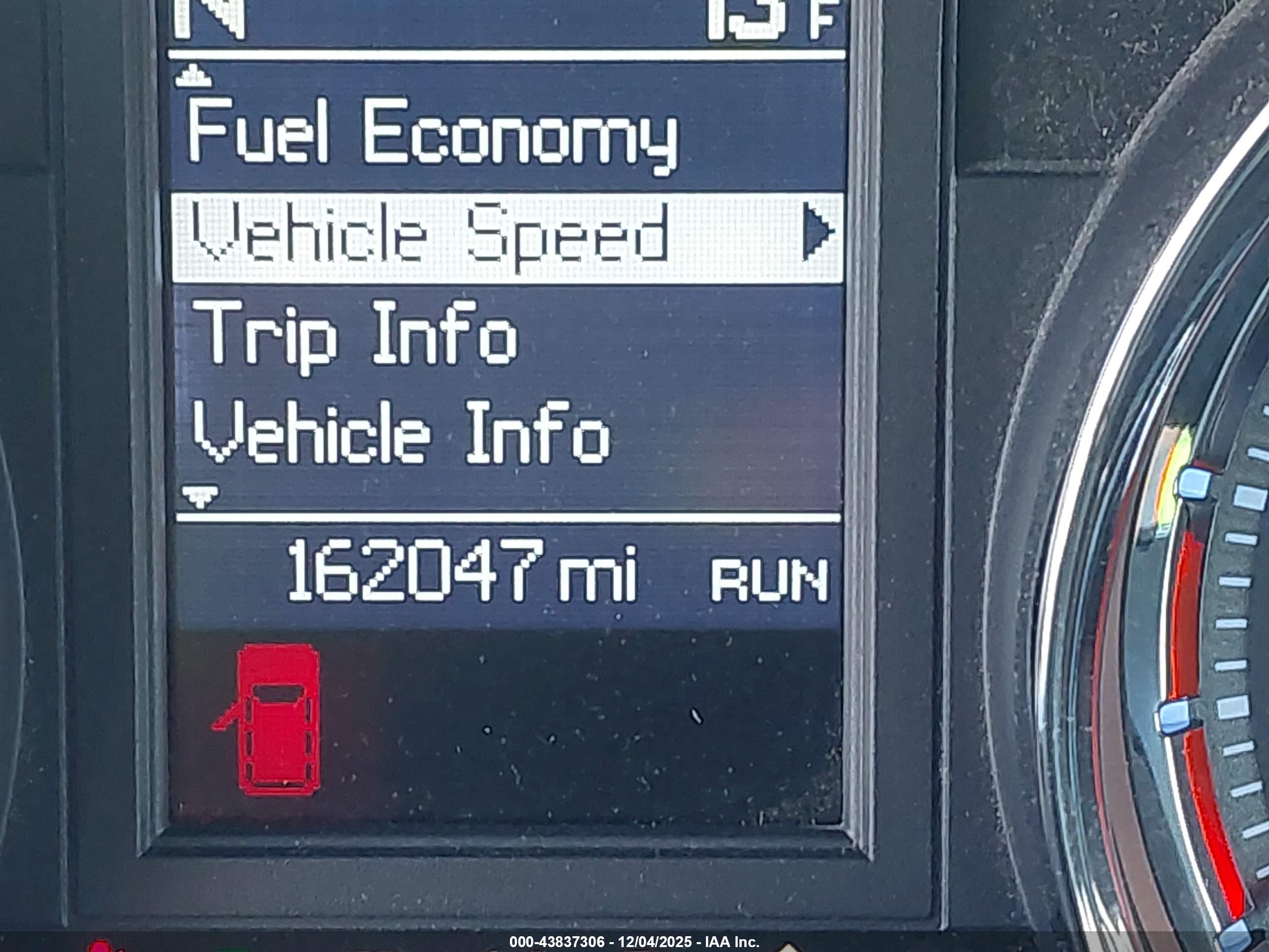 CHRYSLER TOWN image 7