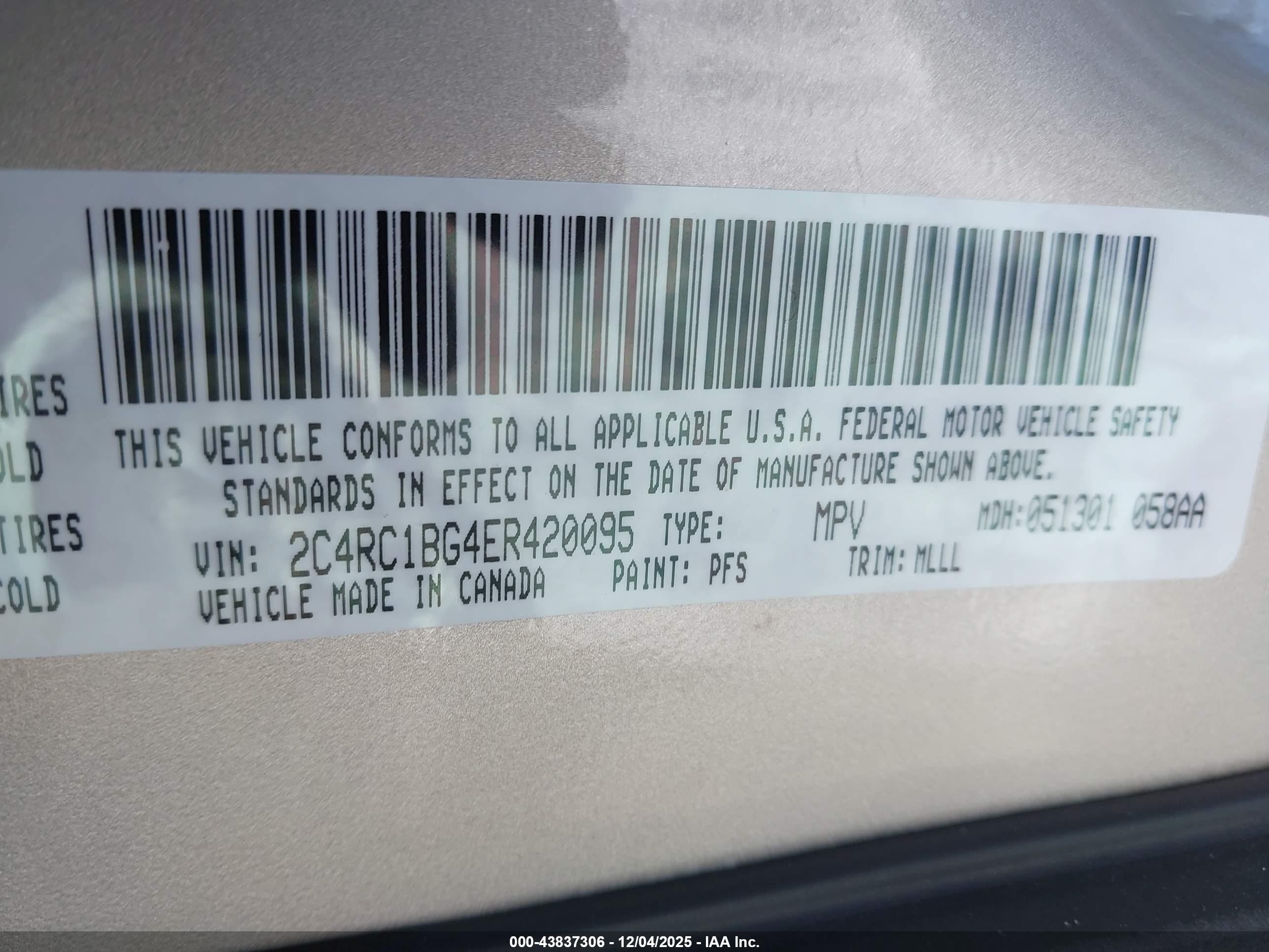 CHRYSLER TOWN image 9