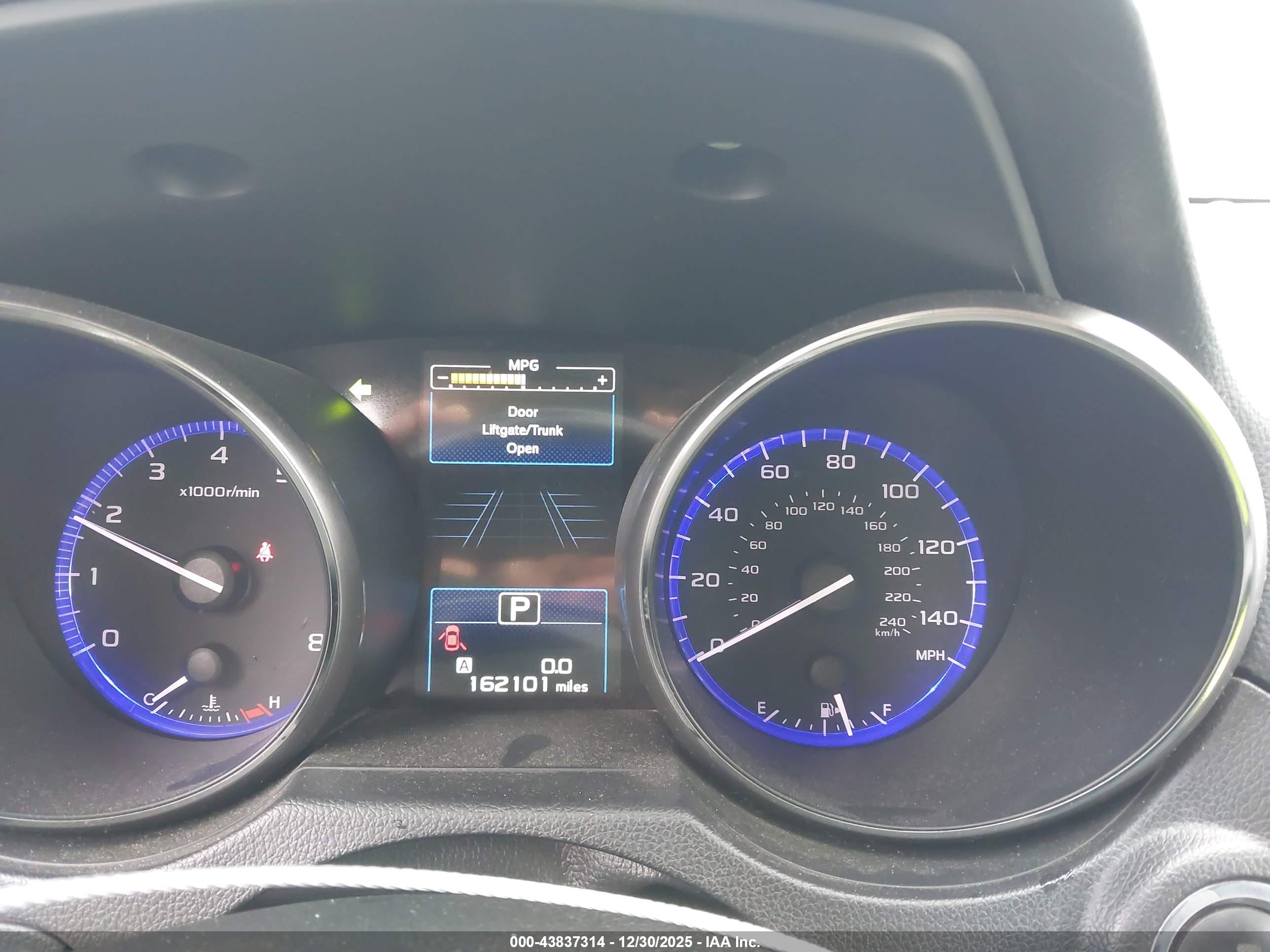 SUBARU OUTBACK image 7