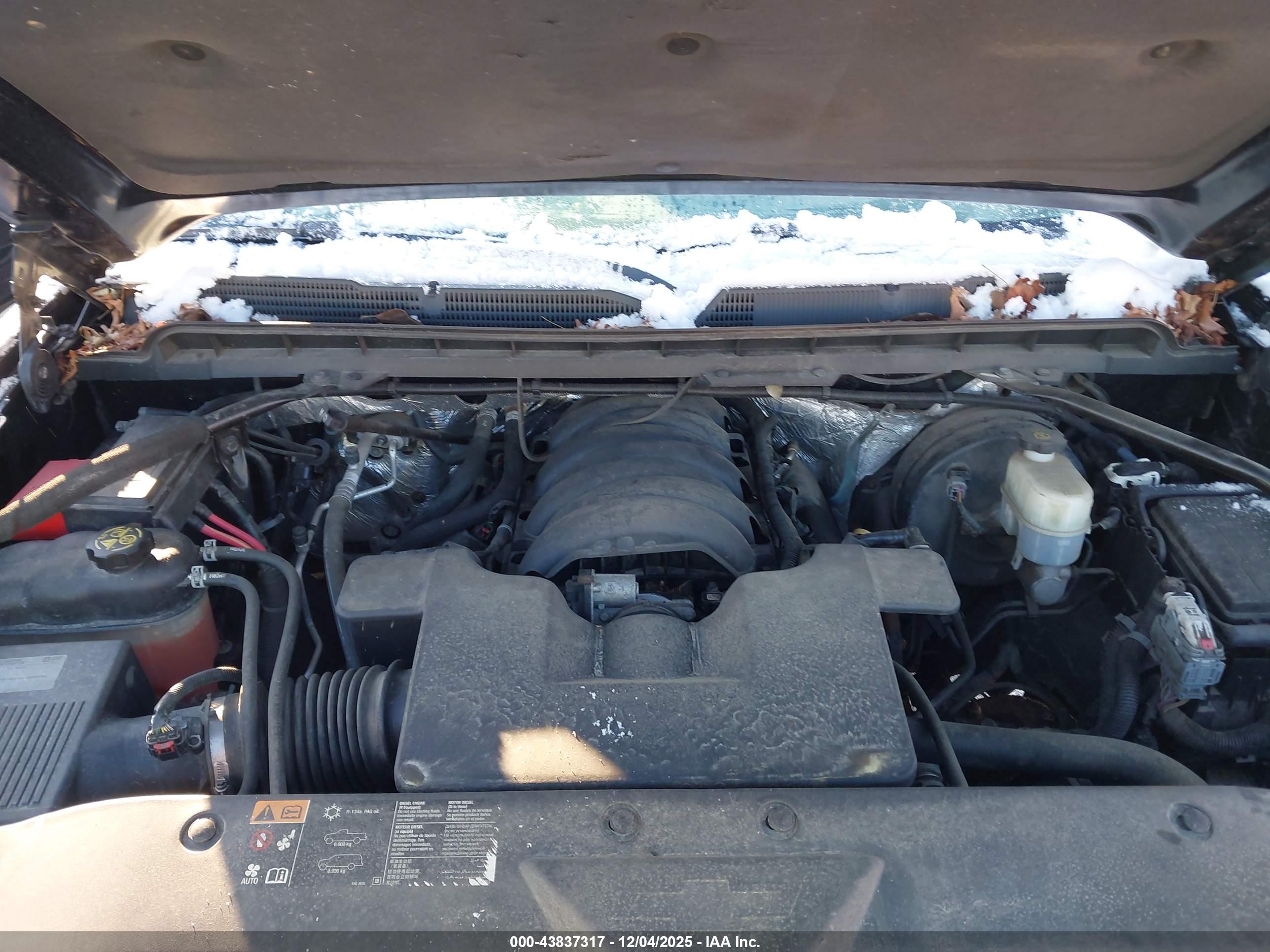 CHEVROLET SILVERADO image 10