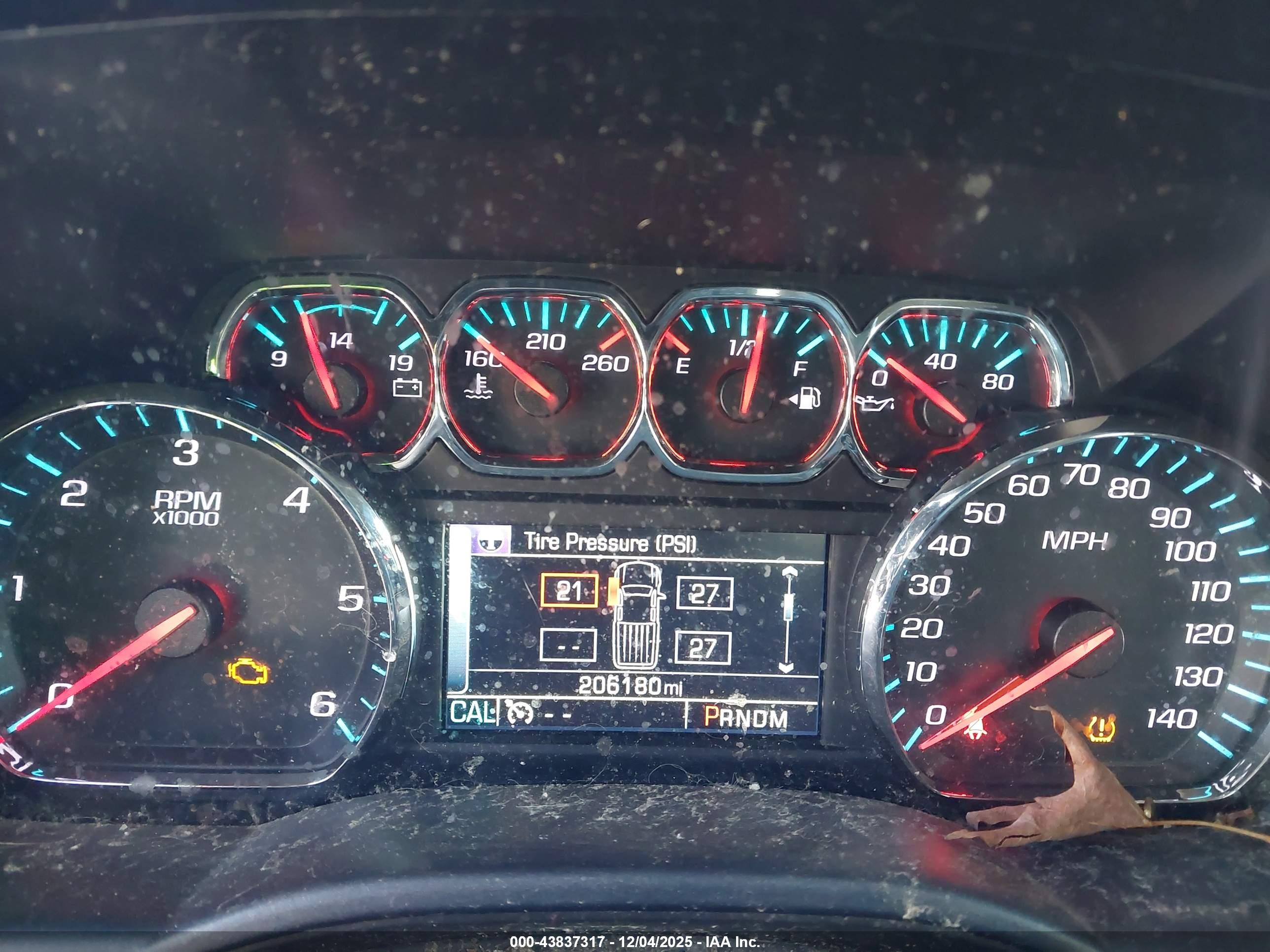 CHEVROLET SILVERADO image 7