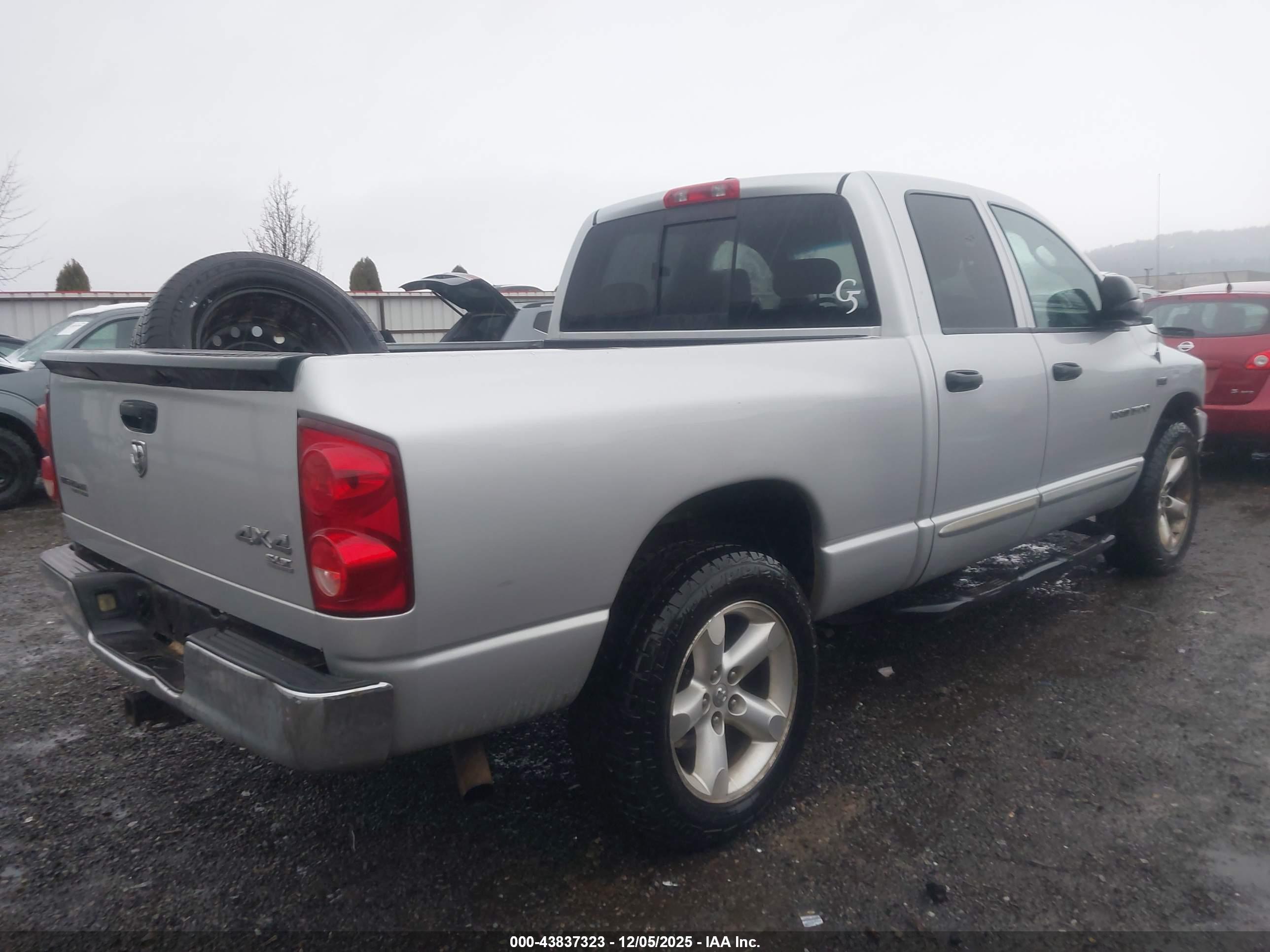 DODGE RAM image 4