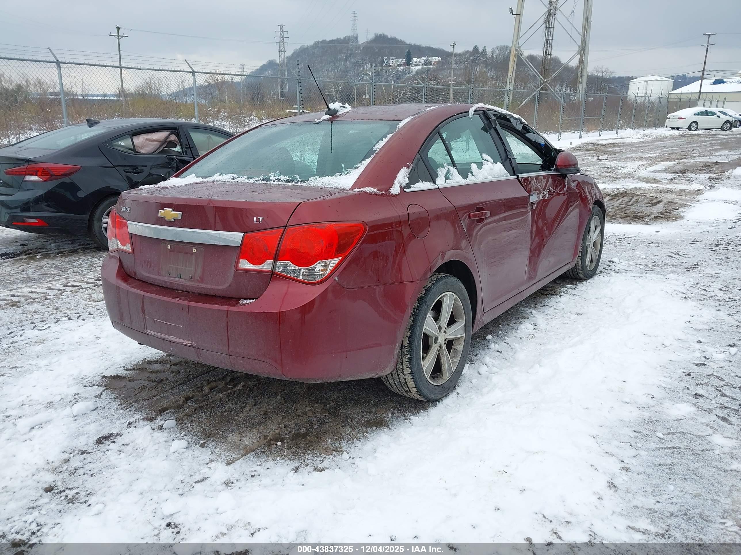 CHEVROLET CRUZE image 4