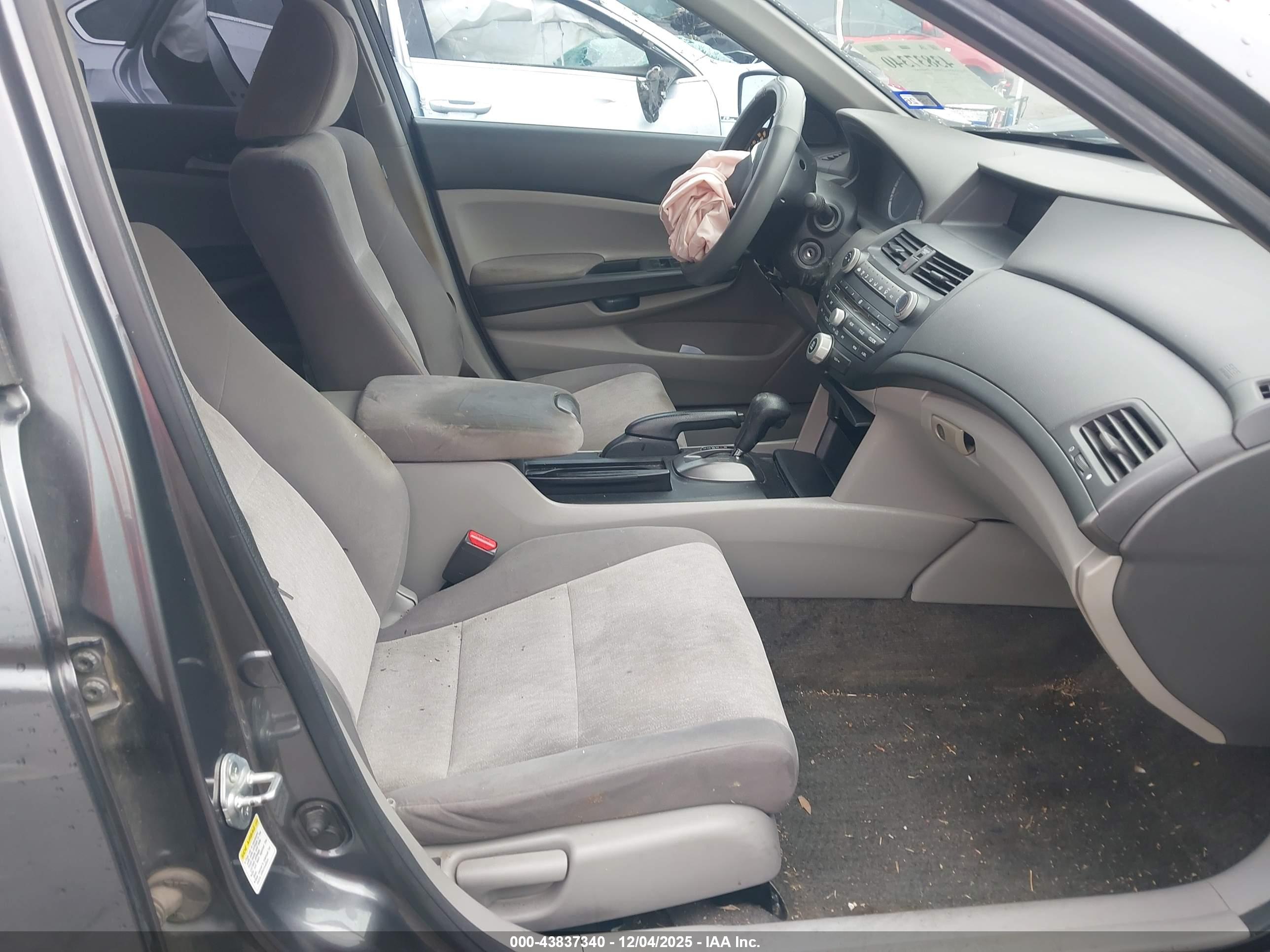 HONDA ACCORD image 5
