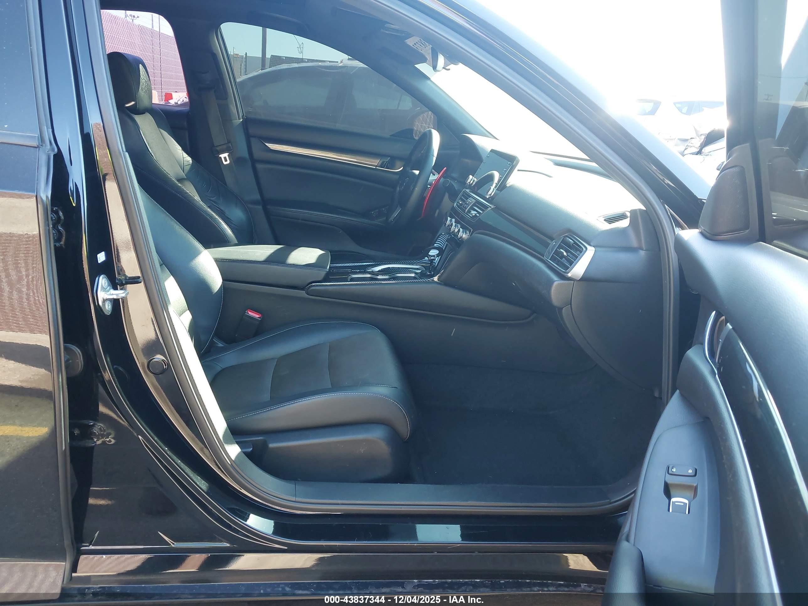 HONDA ACCORD image 5