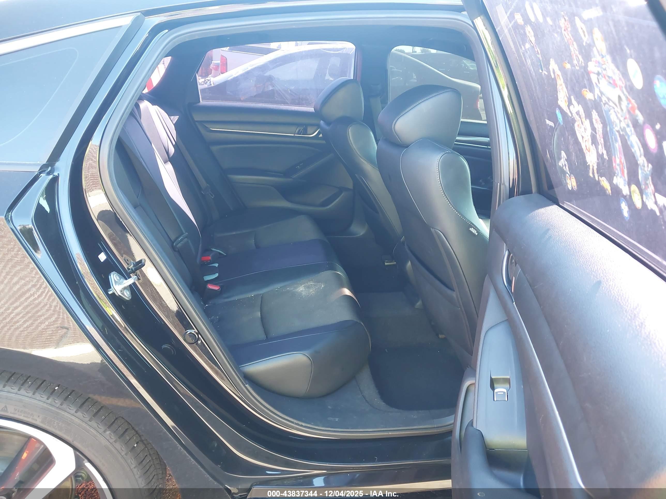 HONDA ACCORD image 8