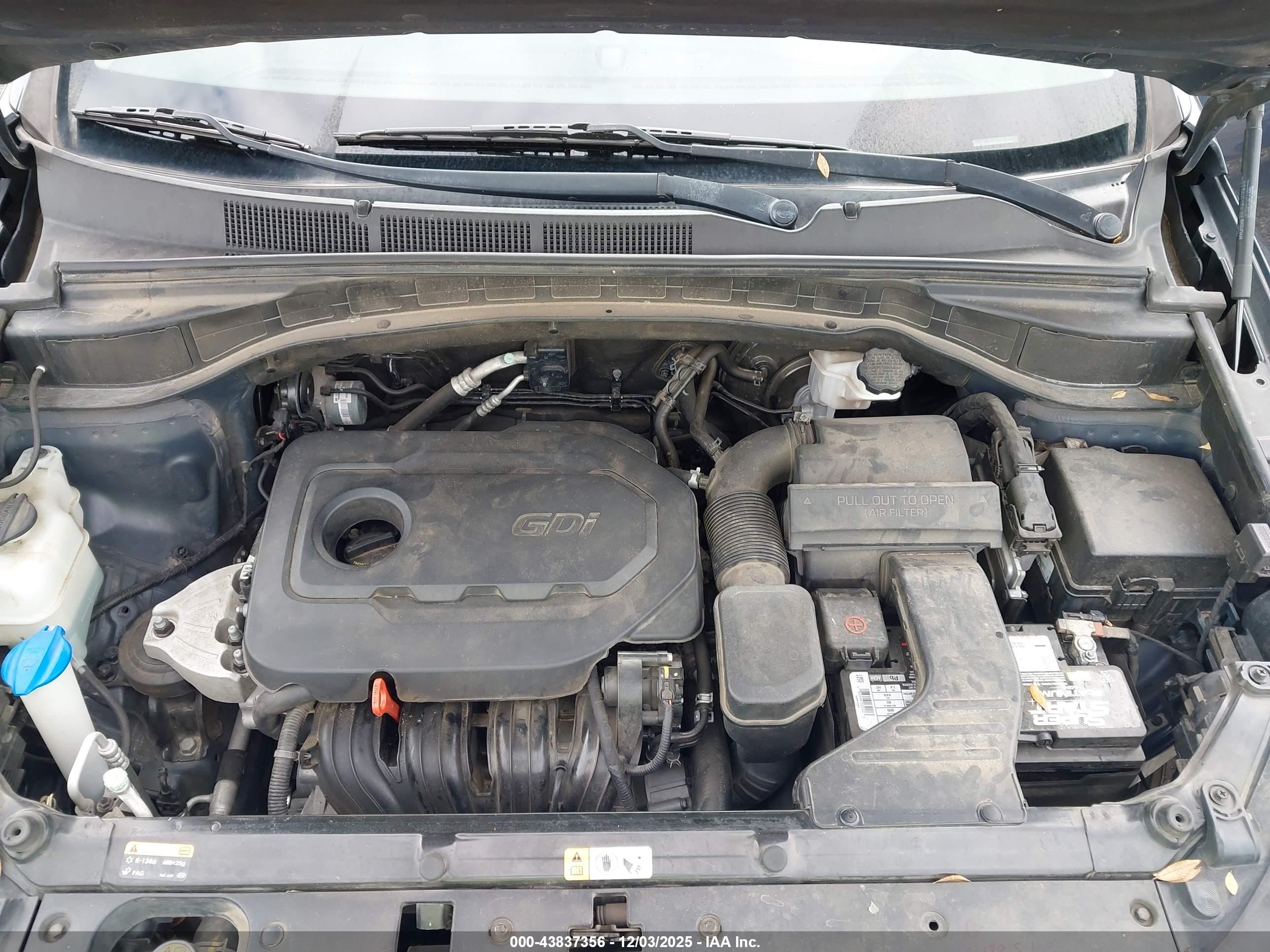 HYUNDAI SANTA image 10