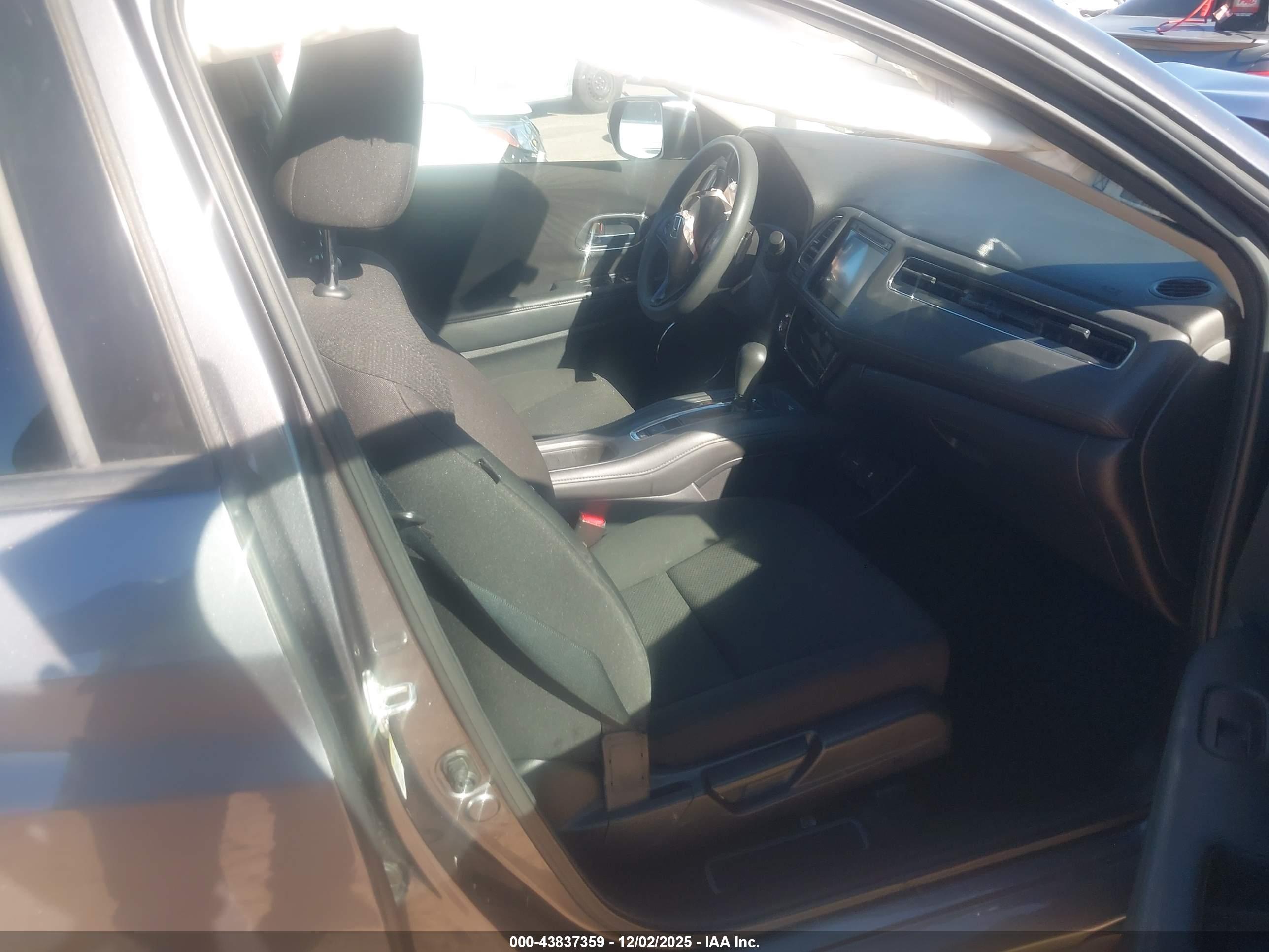 HONDA HR-V image 5
