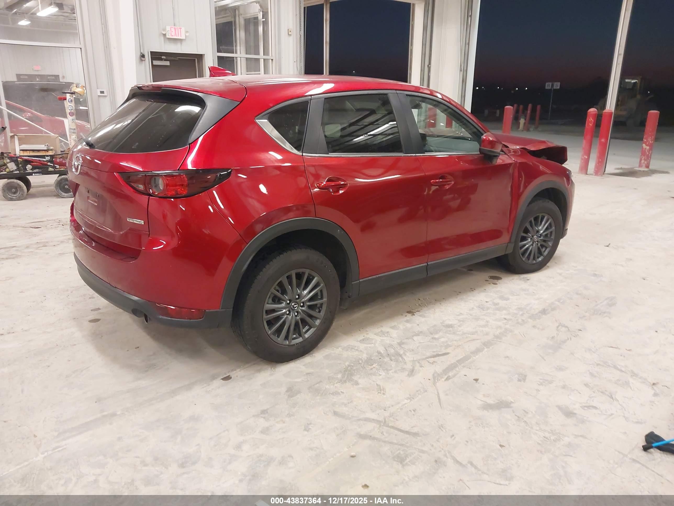 MAZDA CX-5 image 4