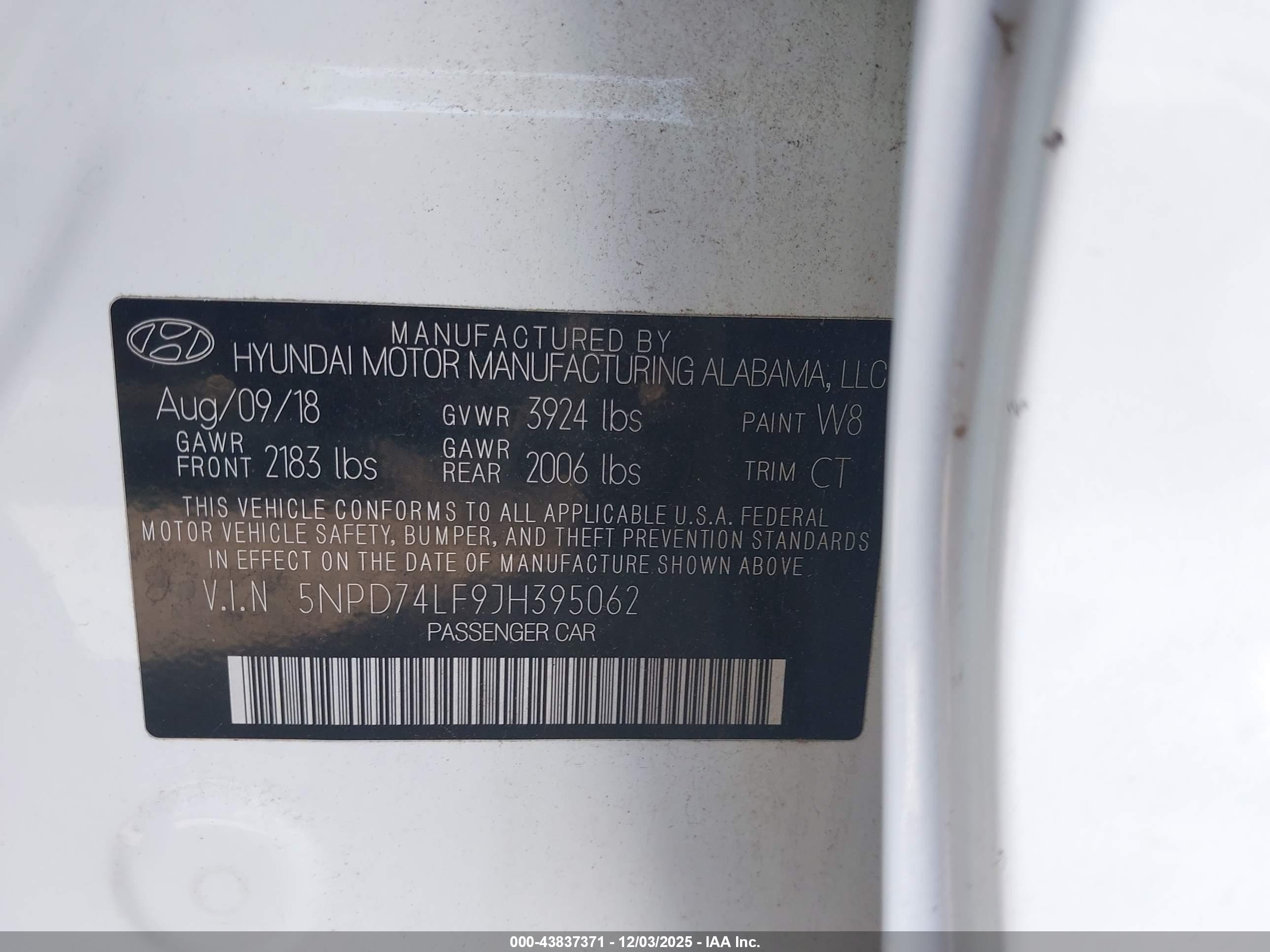 HYUNDAI ELANTRA image 9