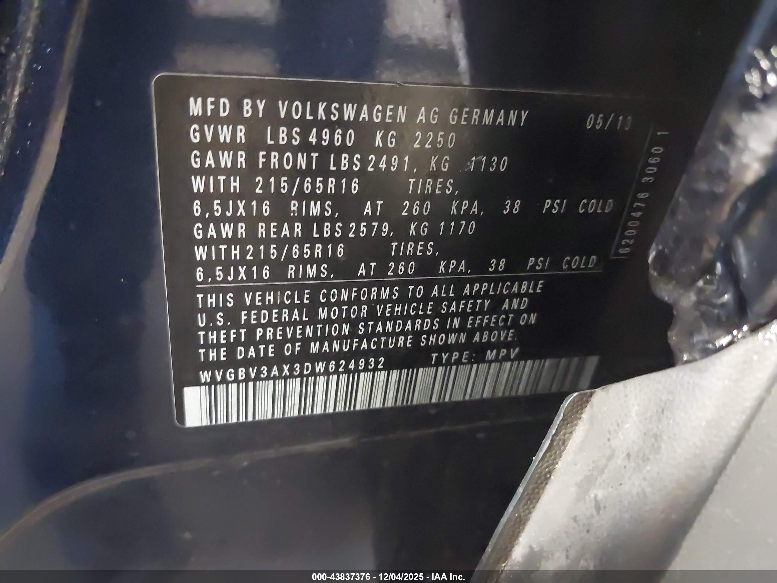 VOLKSWAGEN TIGUAN image 9