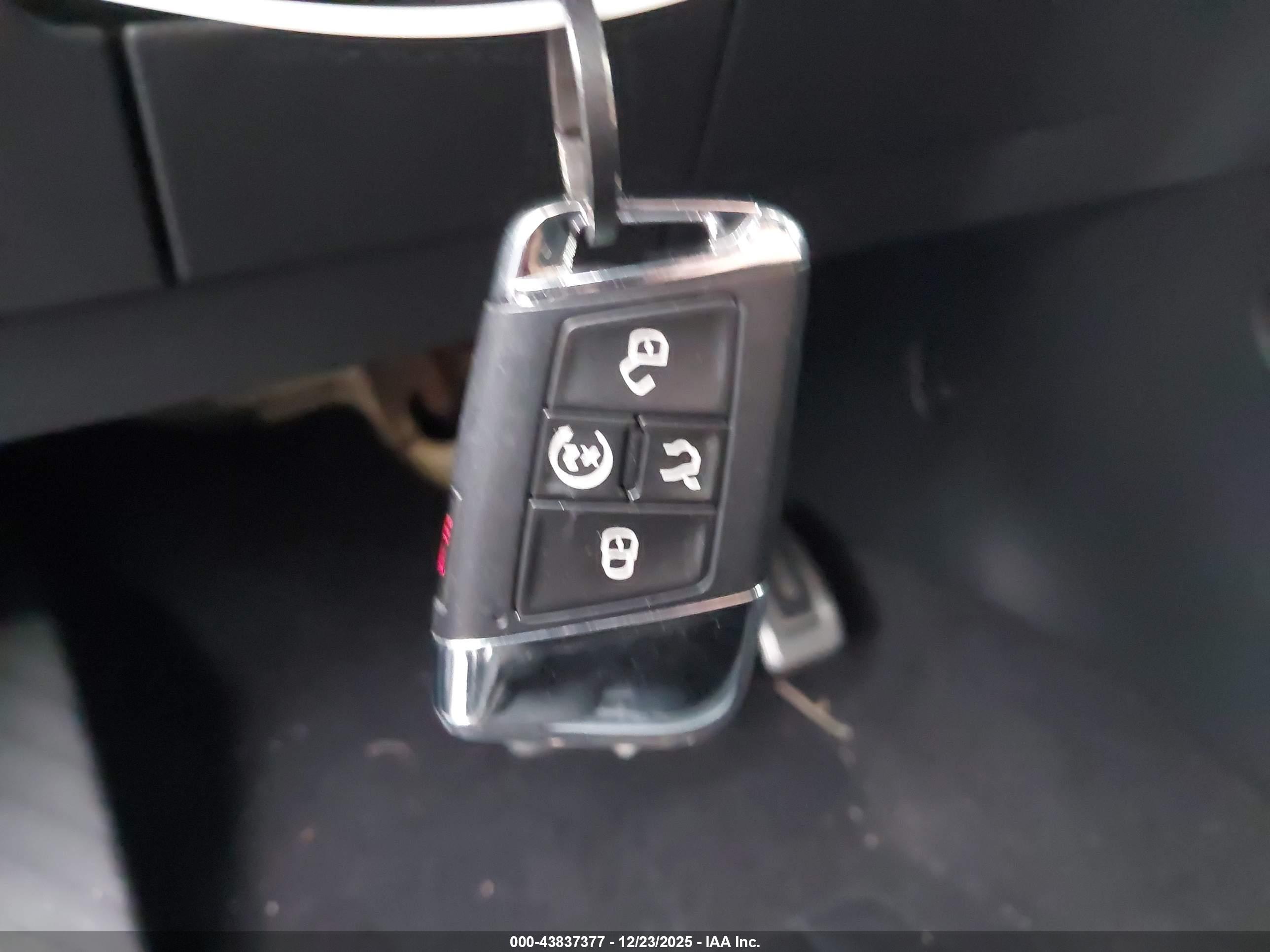 VOLKSWAGEN ATLAS image 11
