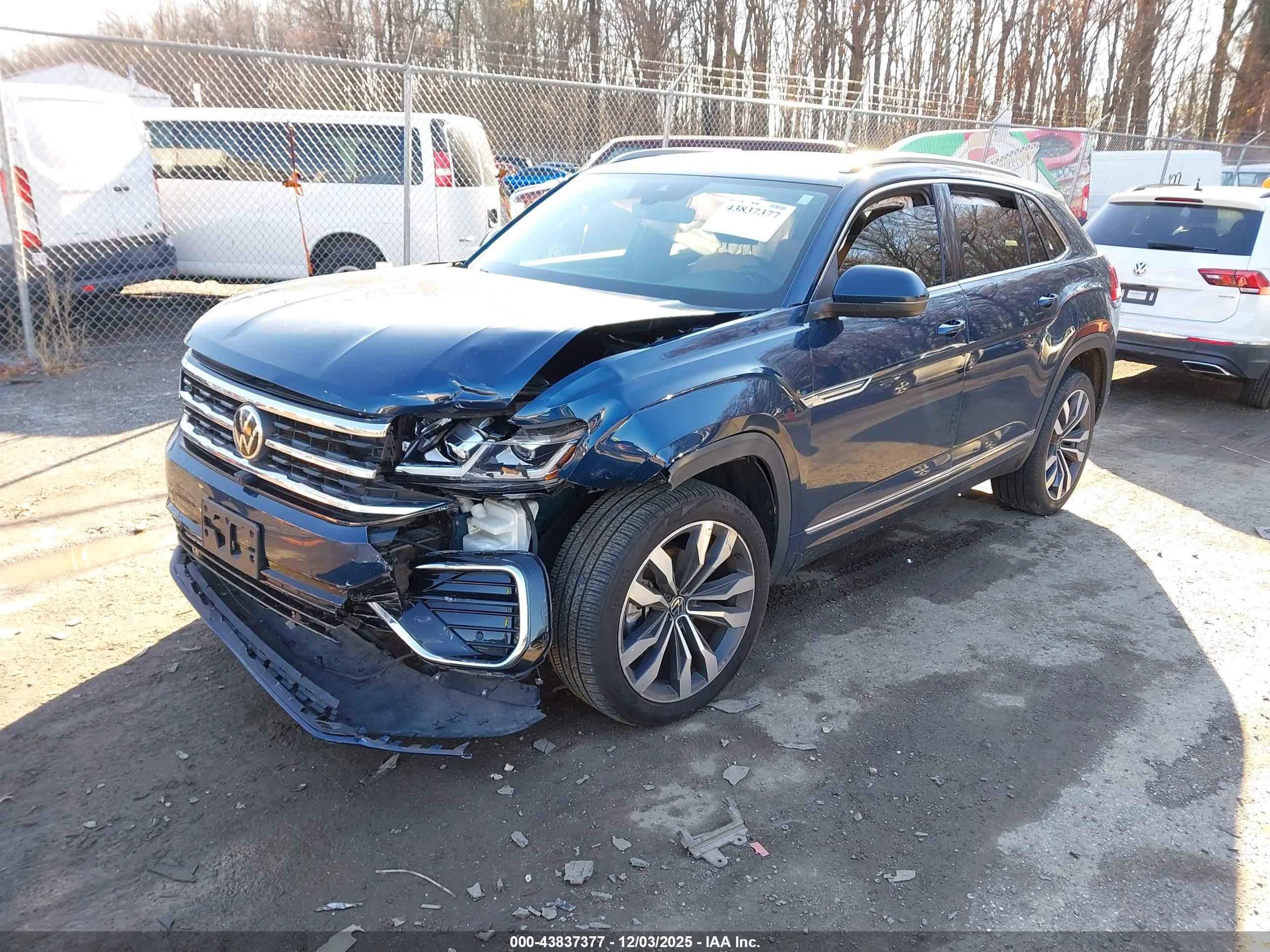VOLKSWAGEN ATLAS image 2