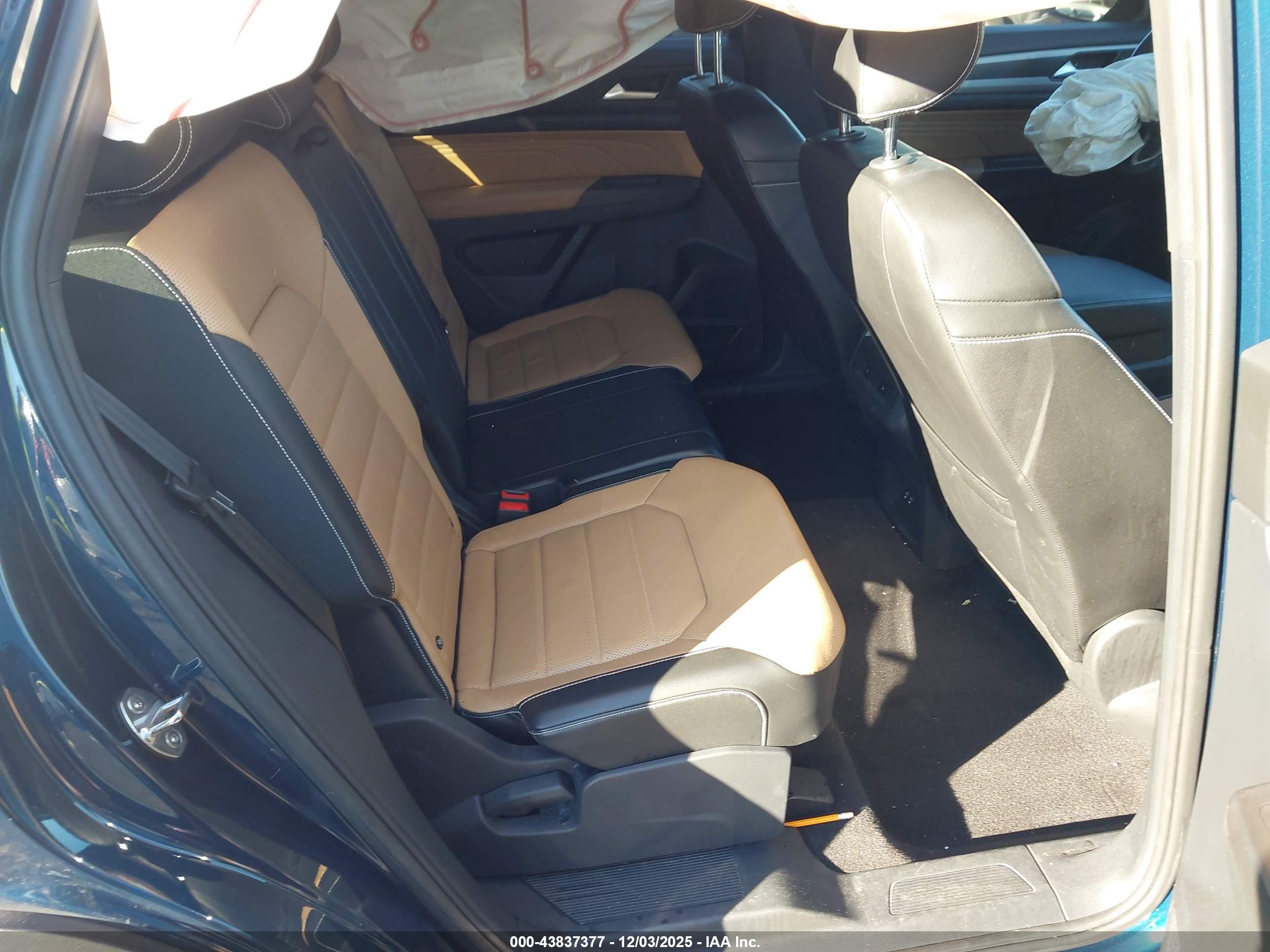 VOLKSWAGEN ATLAS image 8