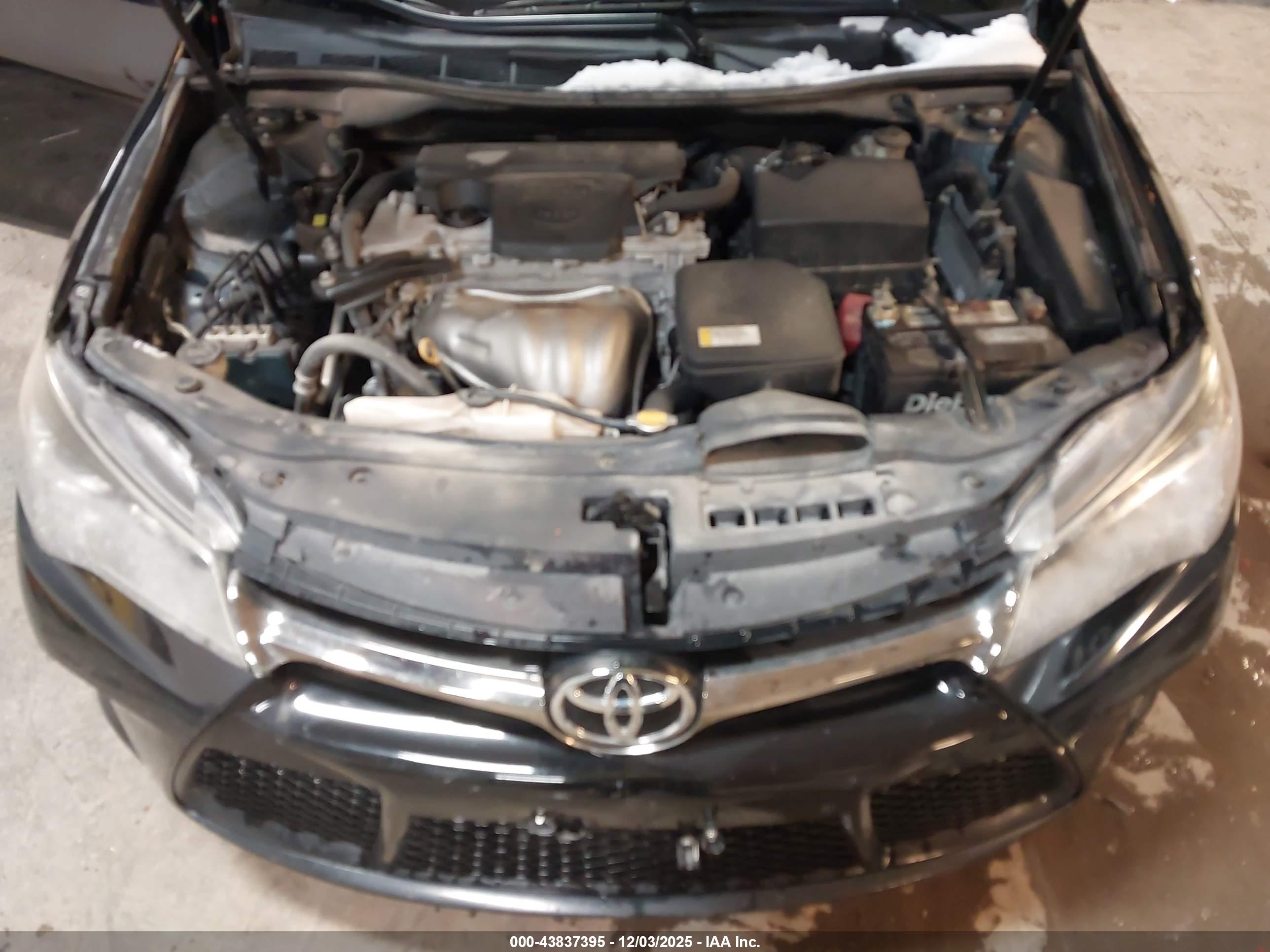 TOYOTA CAMRY image 10