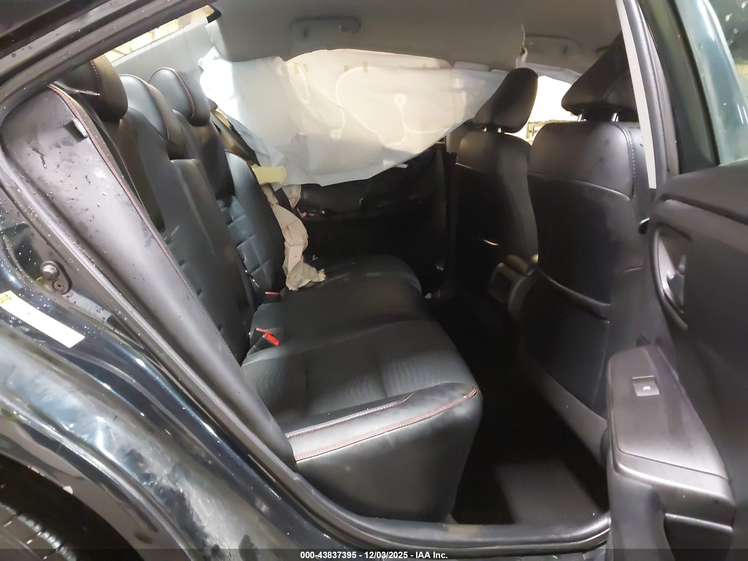 TOYOTA CAMRY image 8
