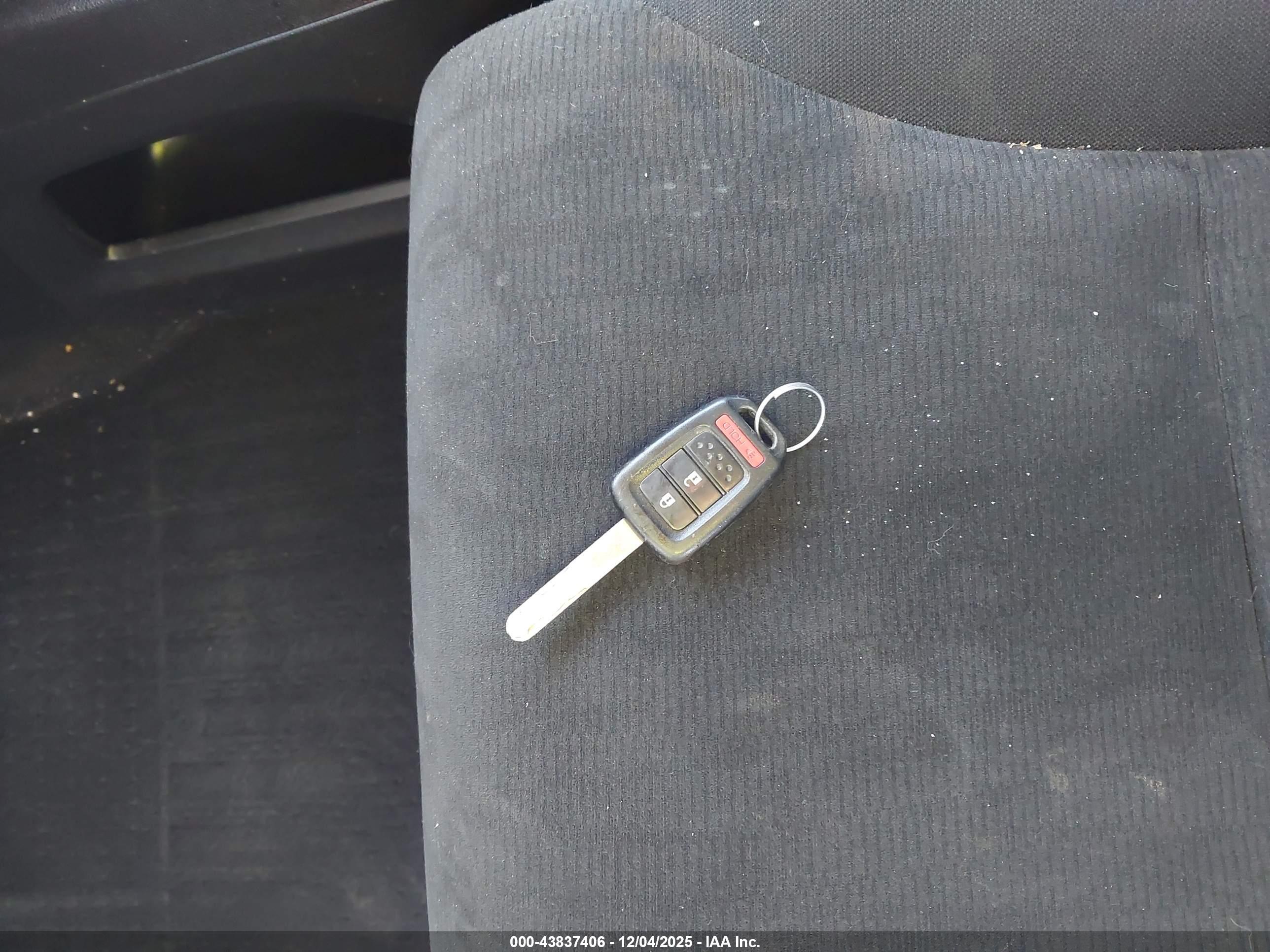 HONDA CR-V image 11