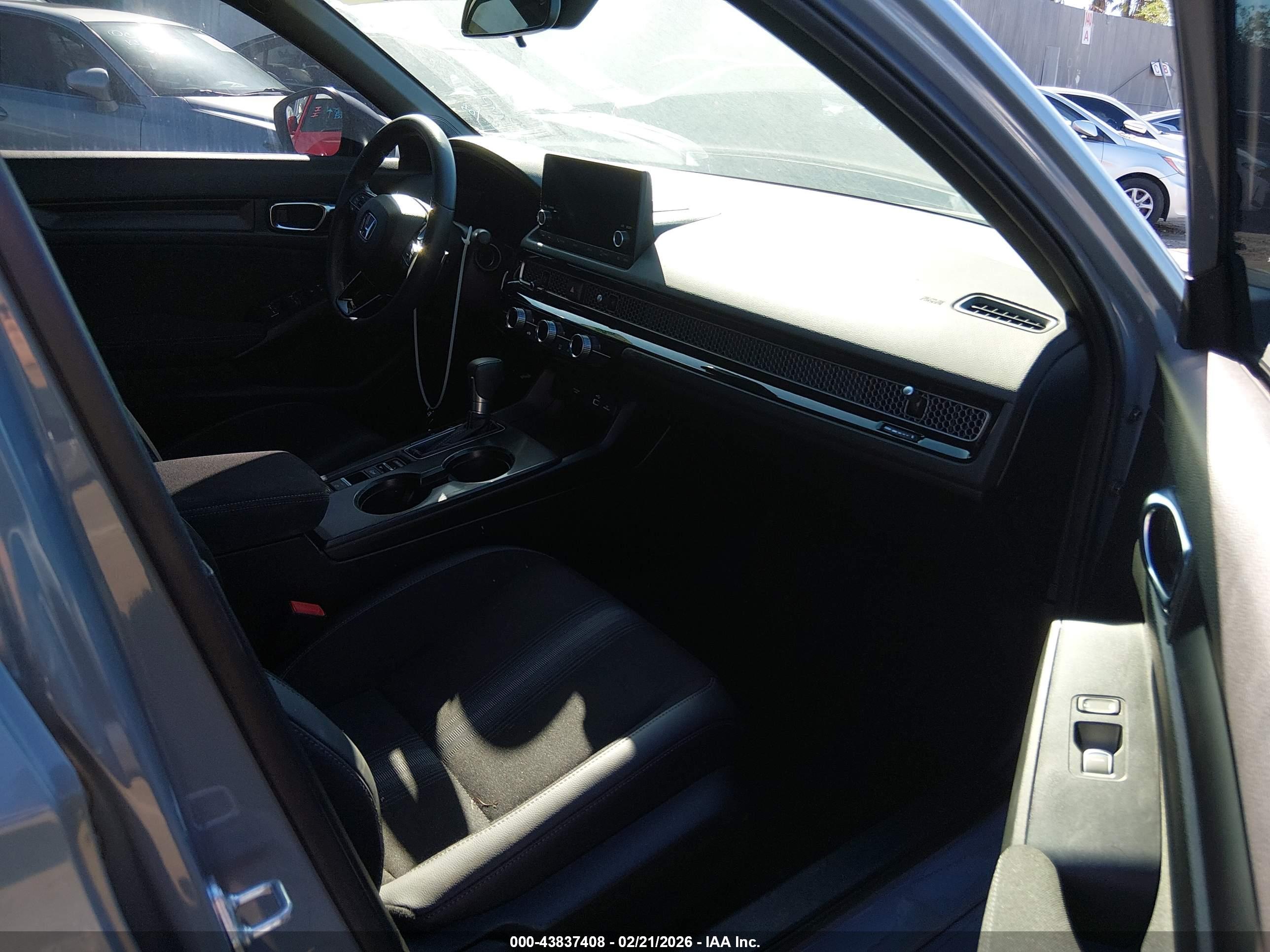 HONDA CIVIC image 5