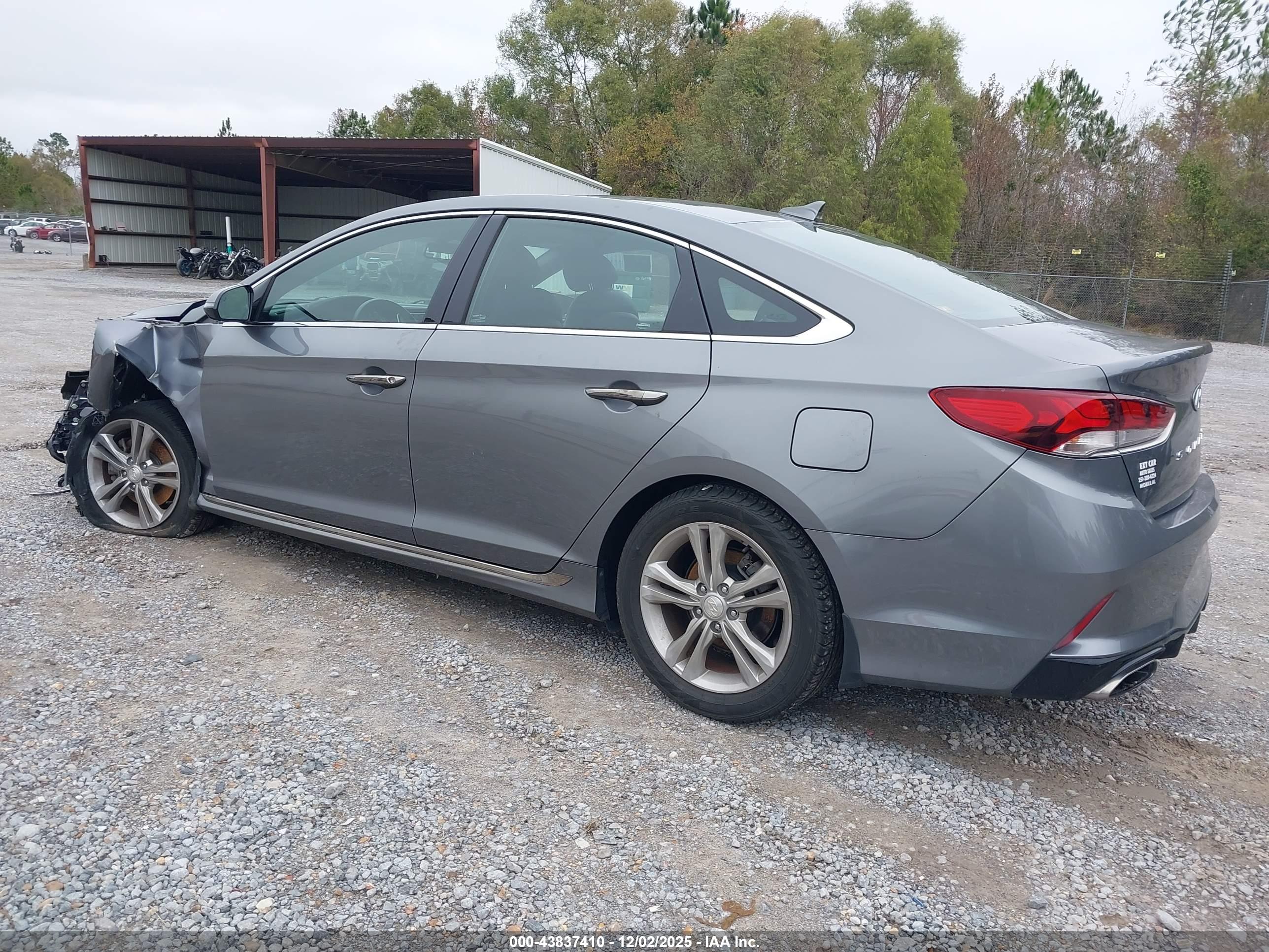 HYUNDAI SONATA image 3