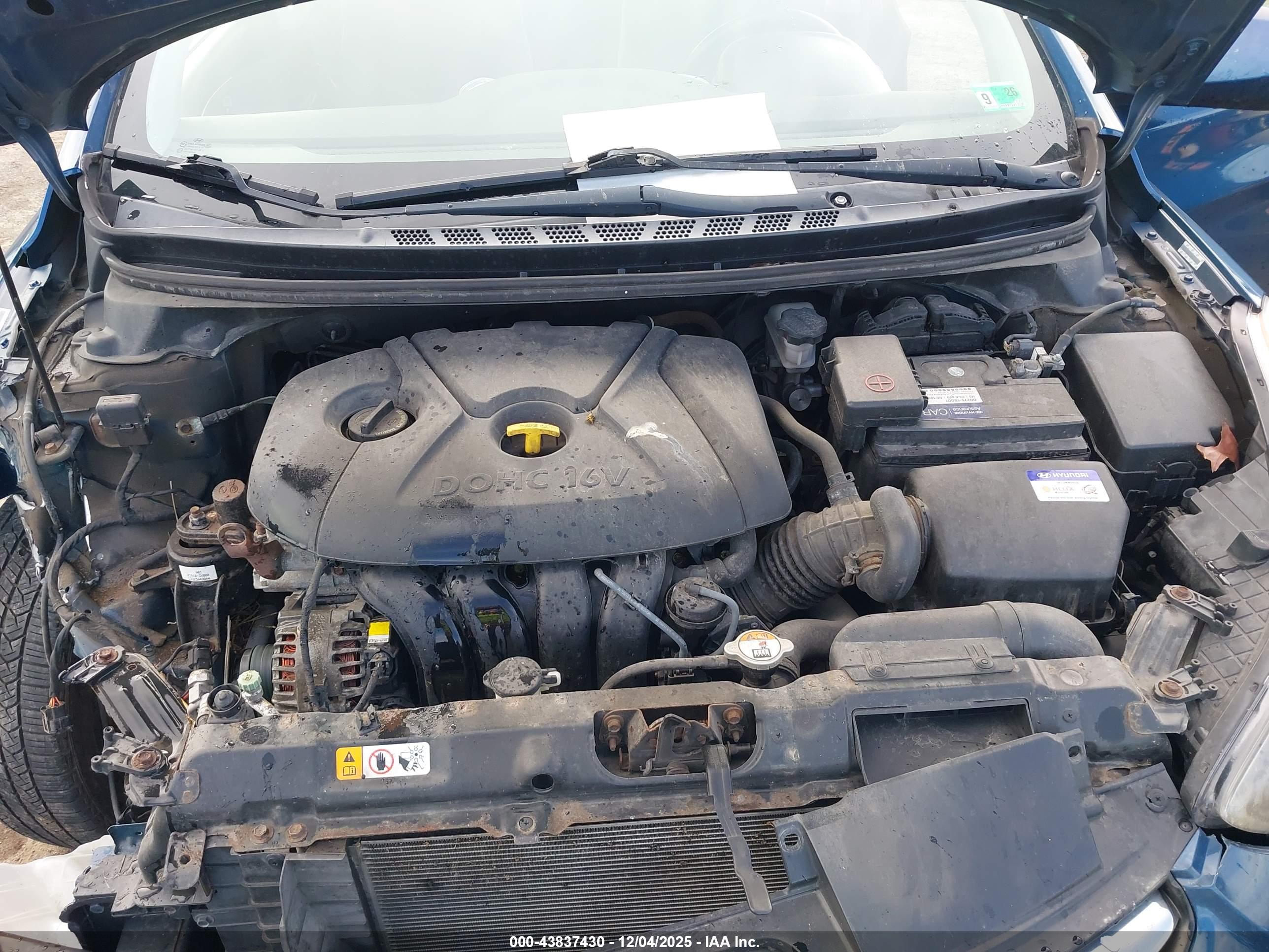 HYUNDAI ELANTRA image 10