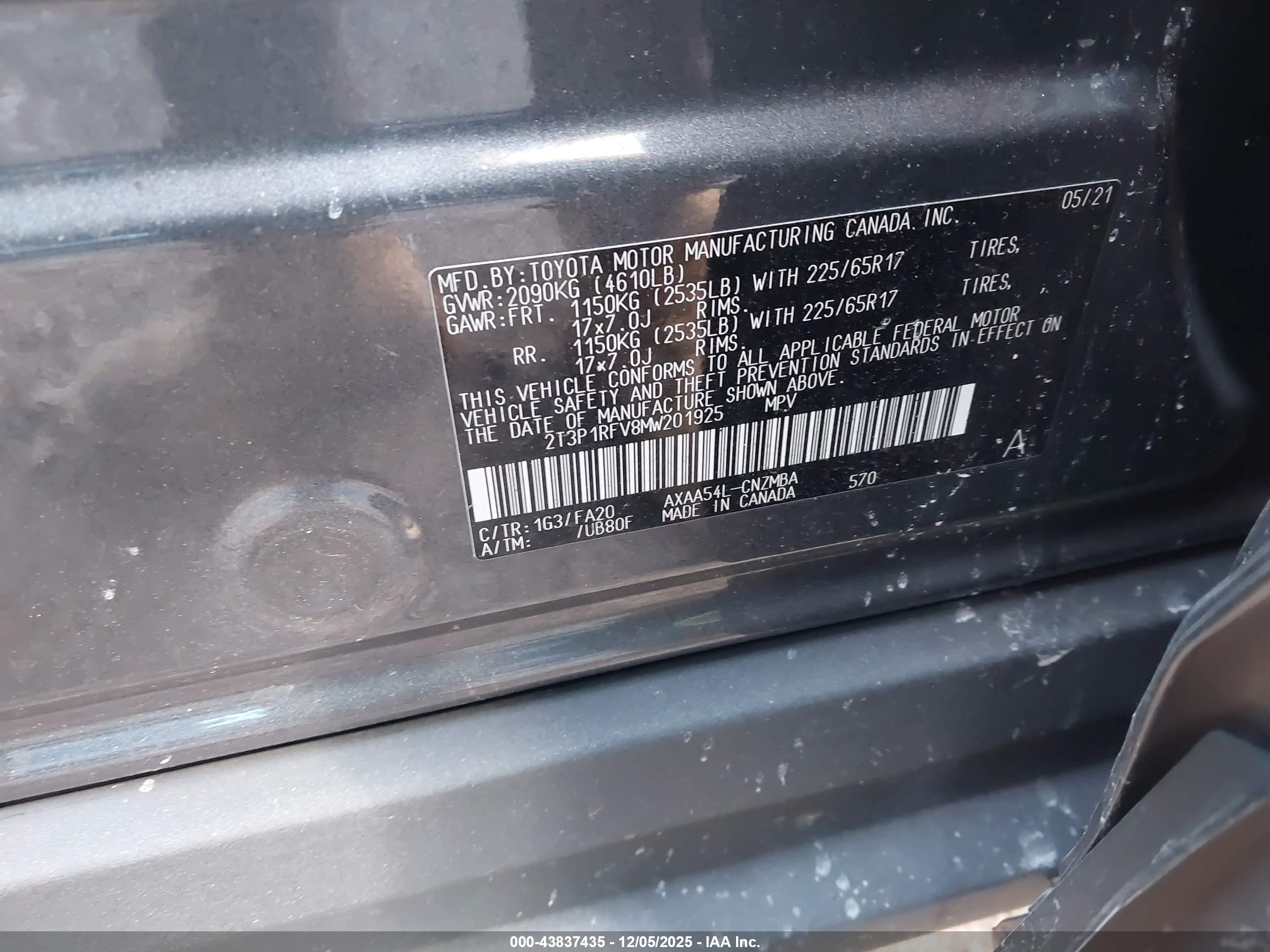 TOYOTA RAV4 image 9
