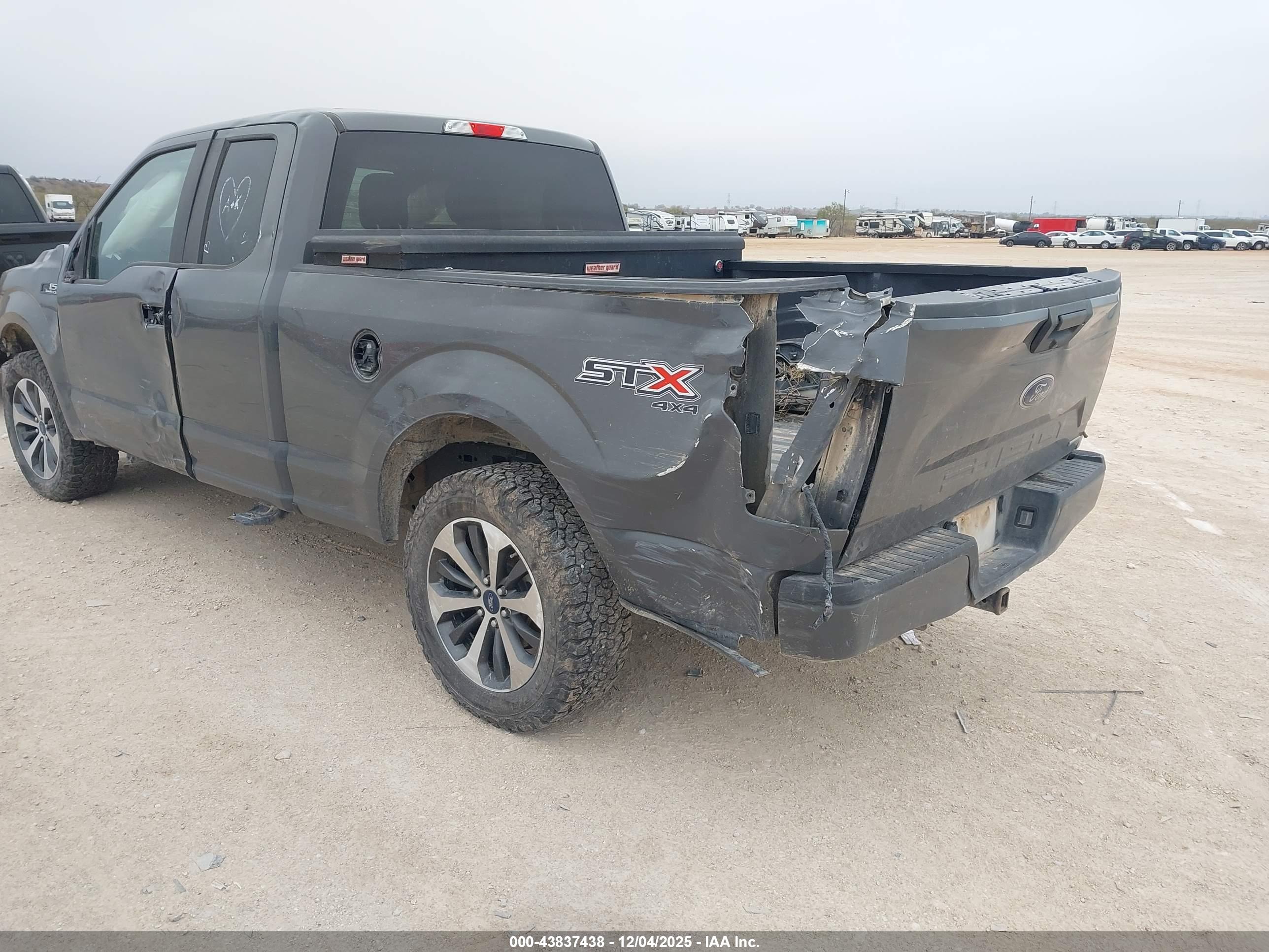 FORD F-150 image 6