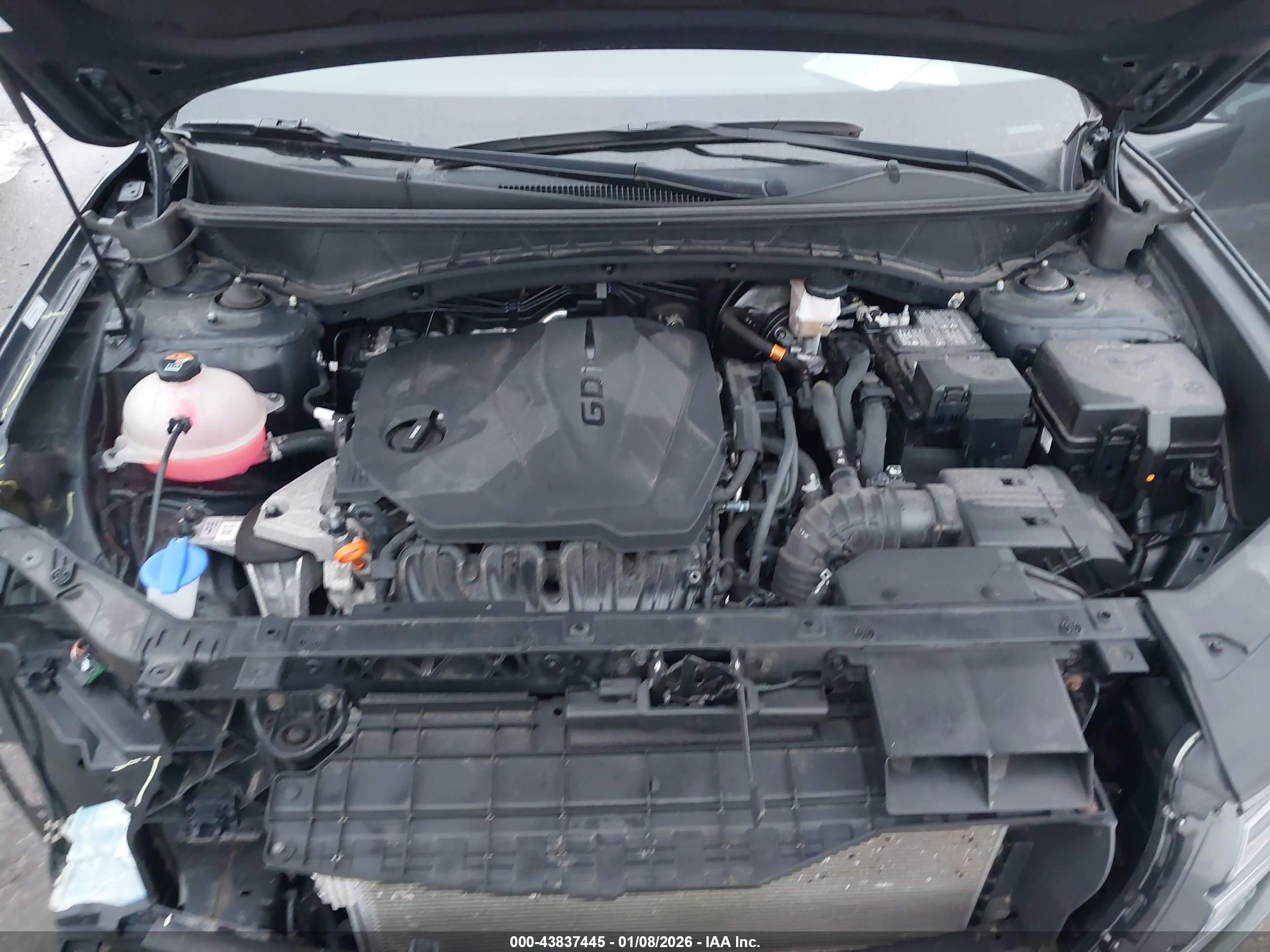 HYUNDAI TUCSON image 10