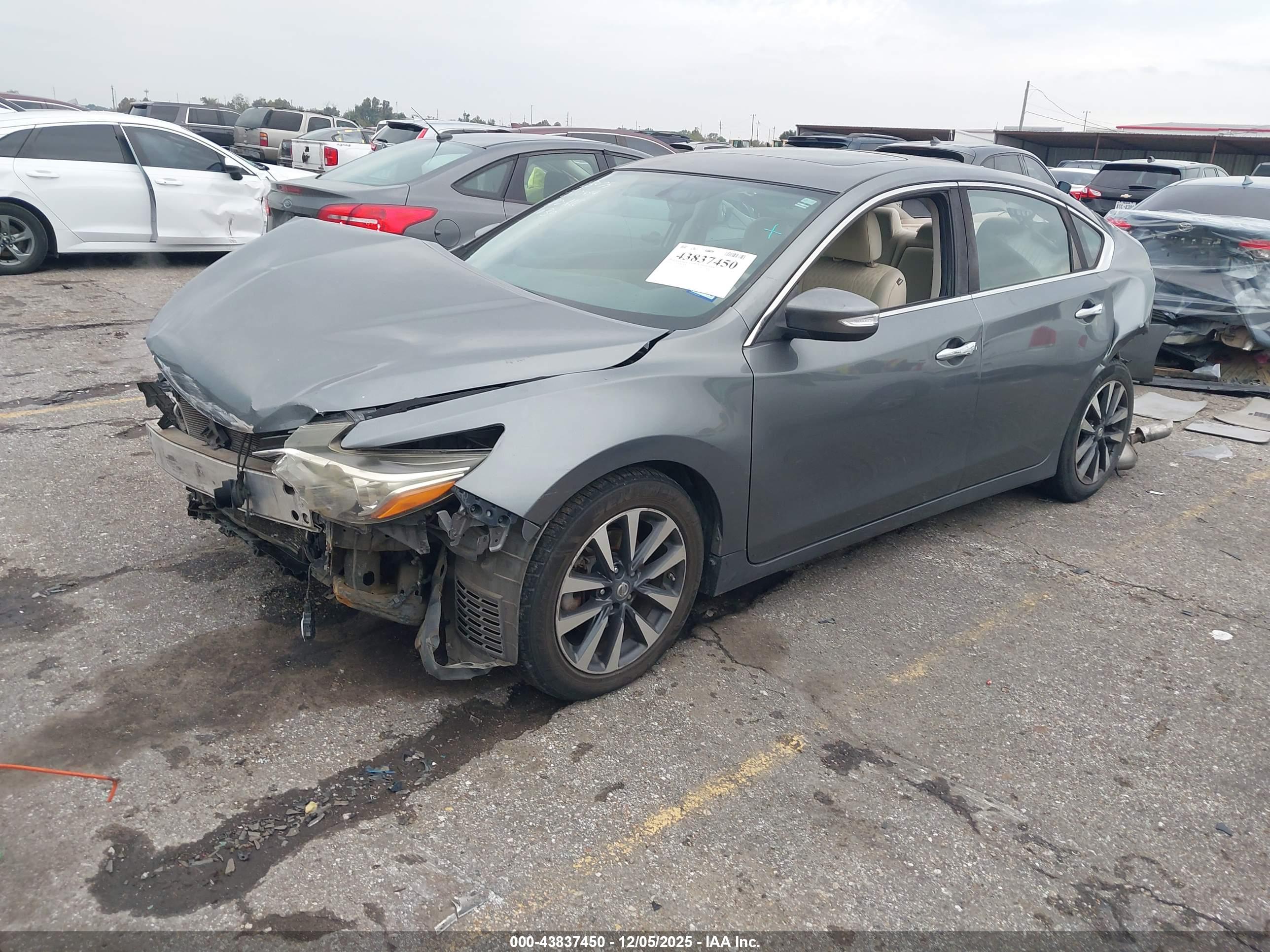 NISSAN ALTIMA image 2
