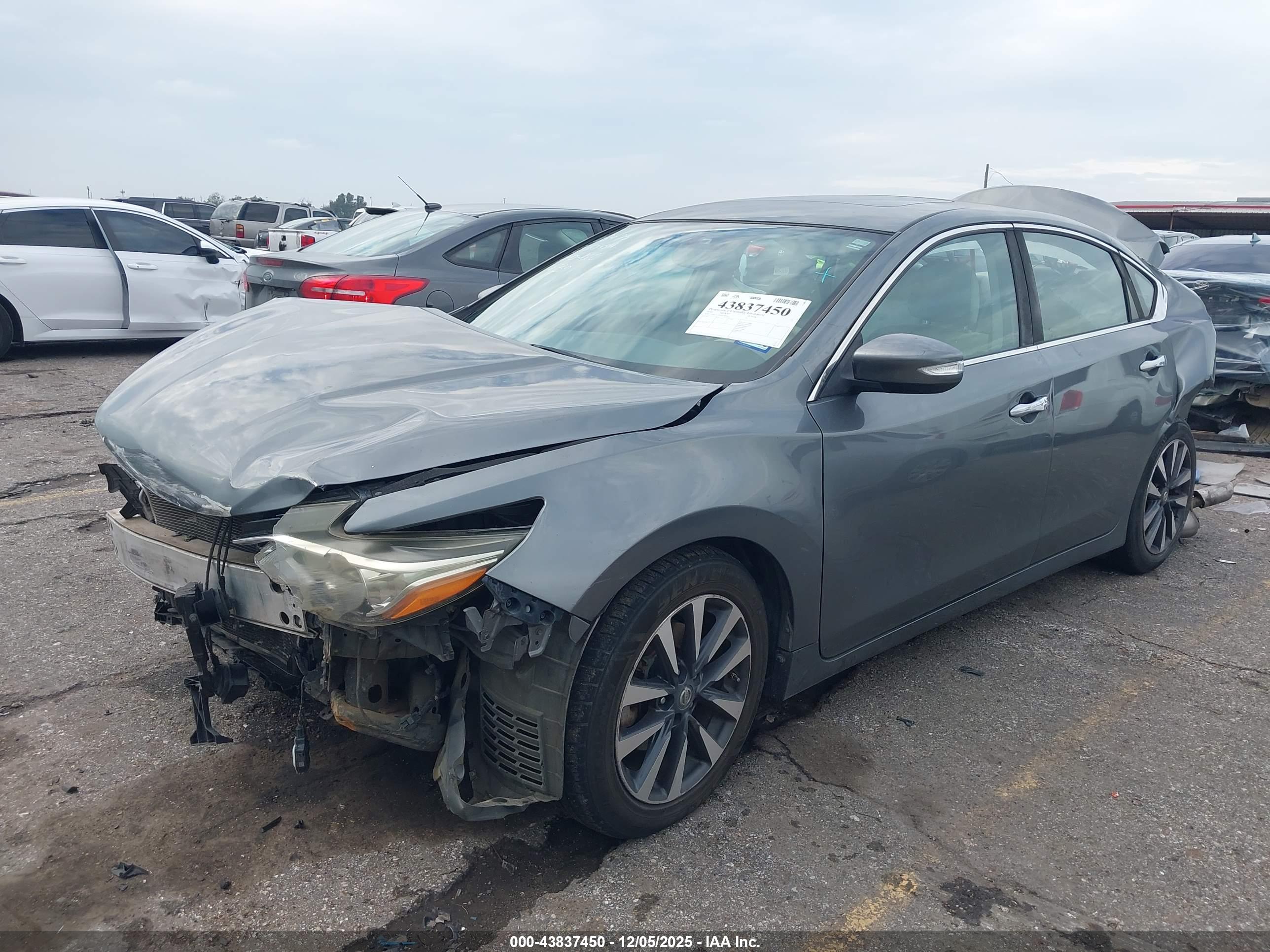 NISSAN ALTIMA image 6