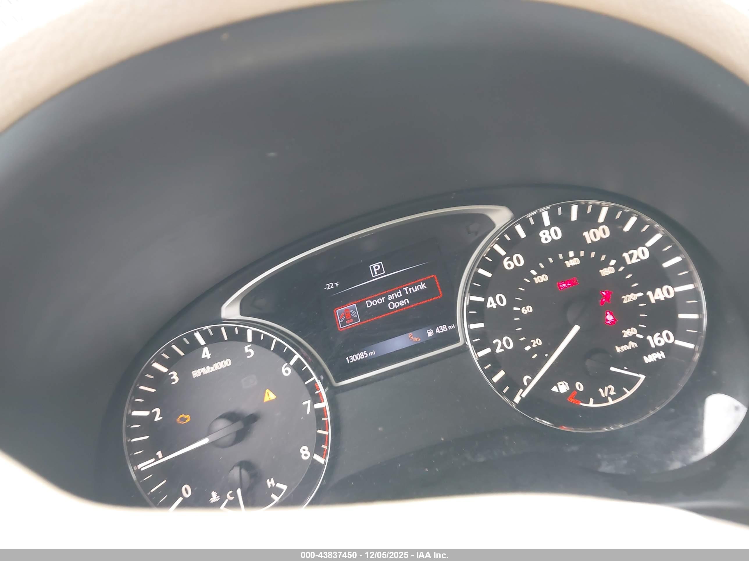 NISSAN ALTIMA image 7