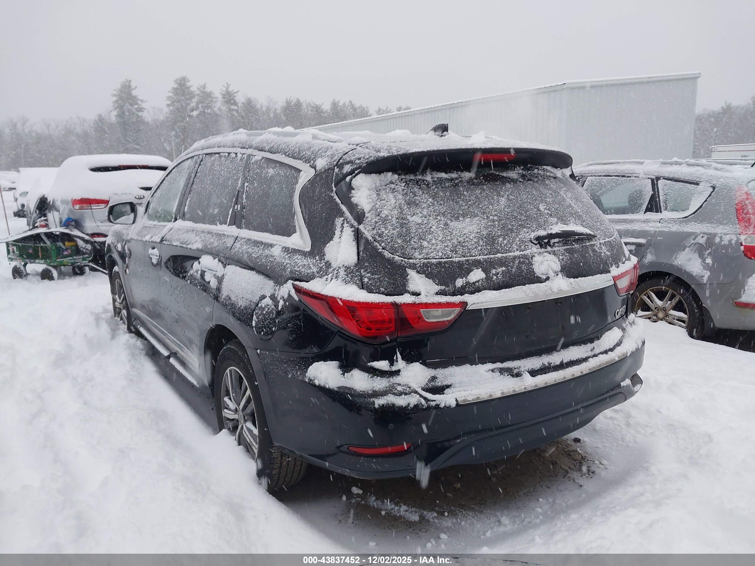 INFINITI QX60 image 3