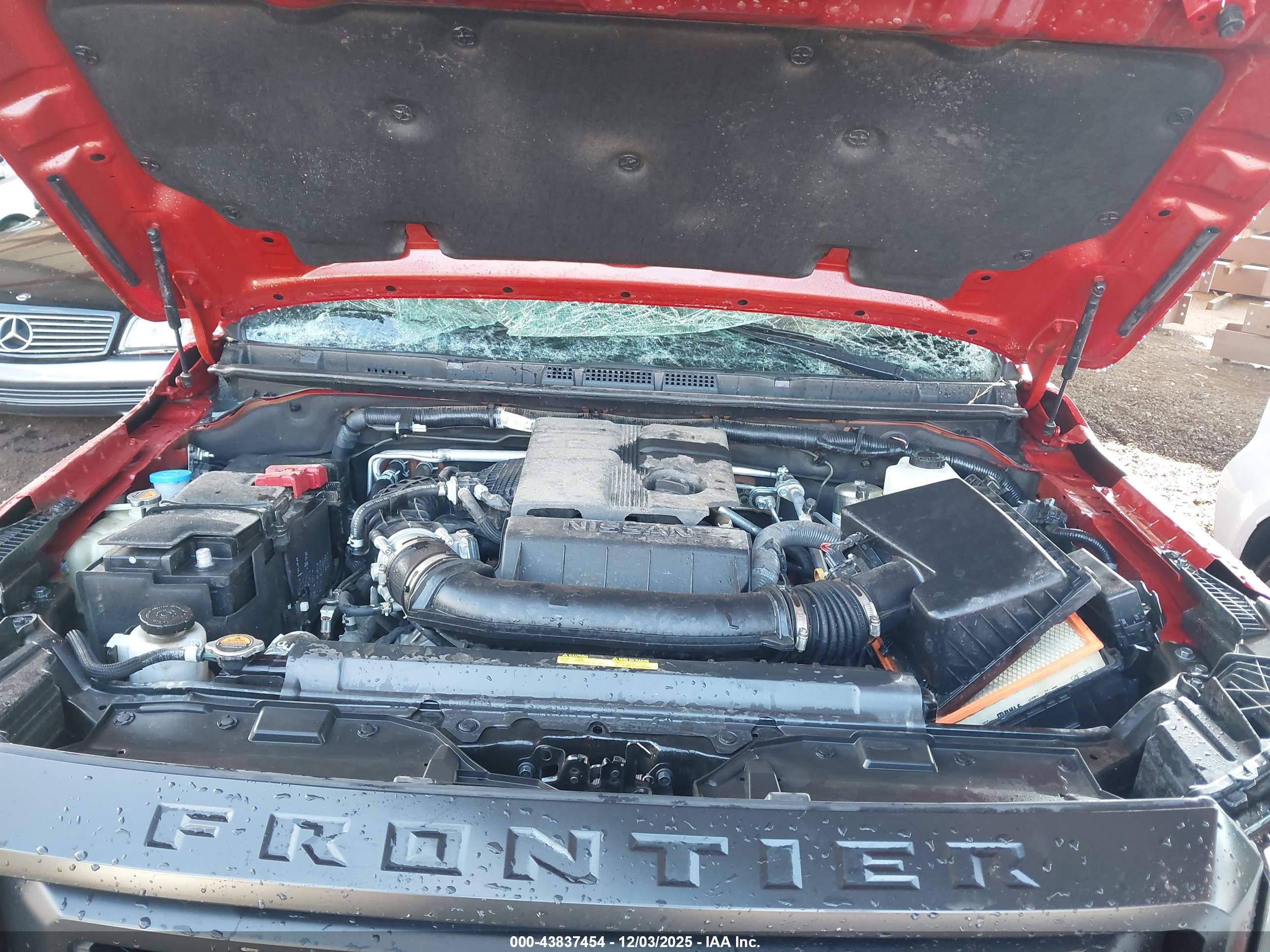 NISSAN FRONTIER image 10